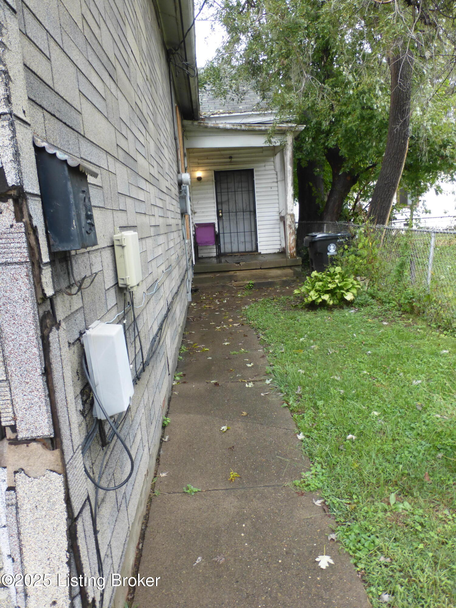 3007 Duncan St