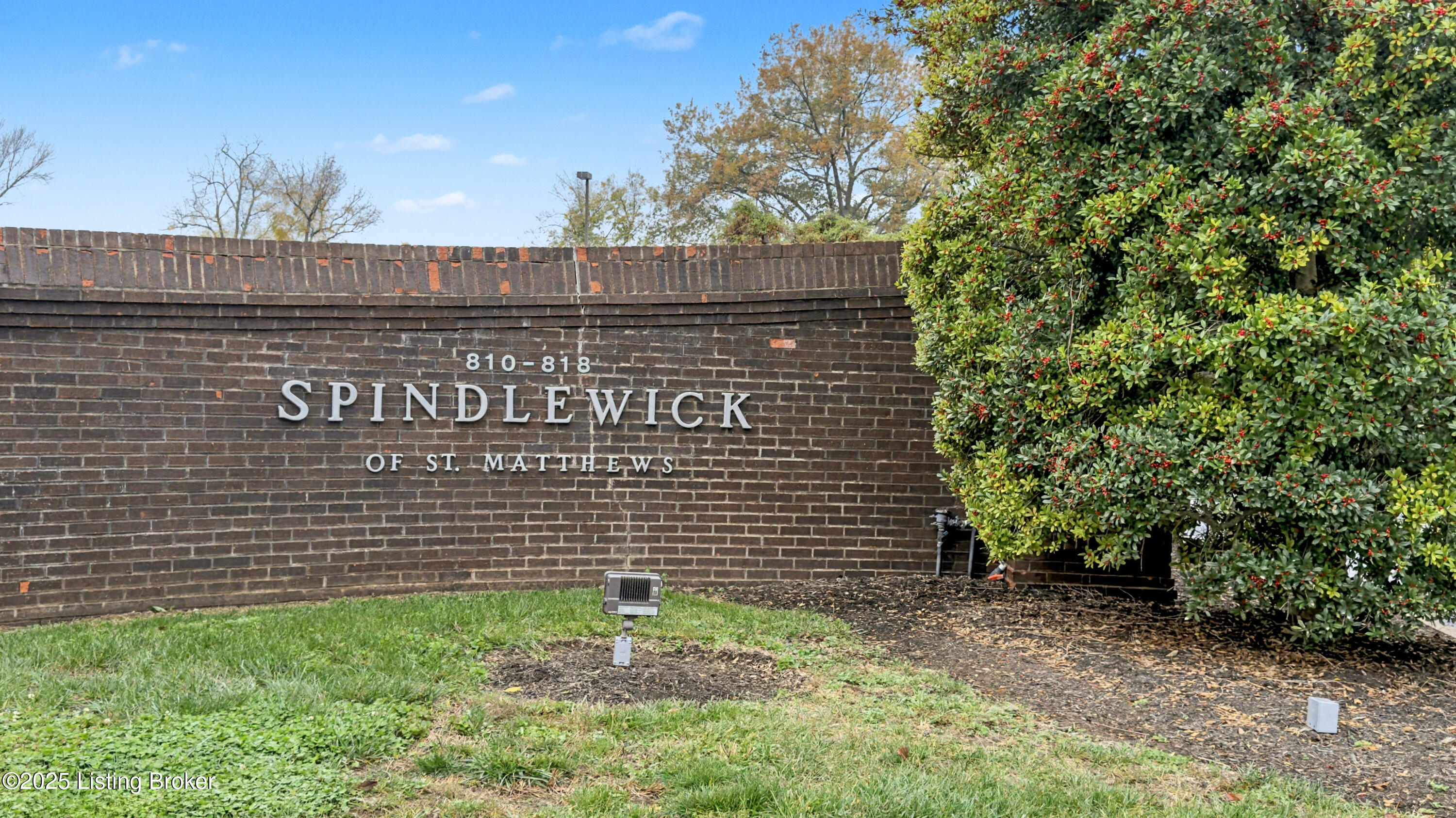 818 Washburn Ave APT 1-A