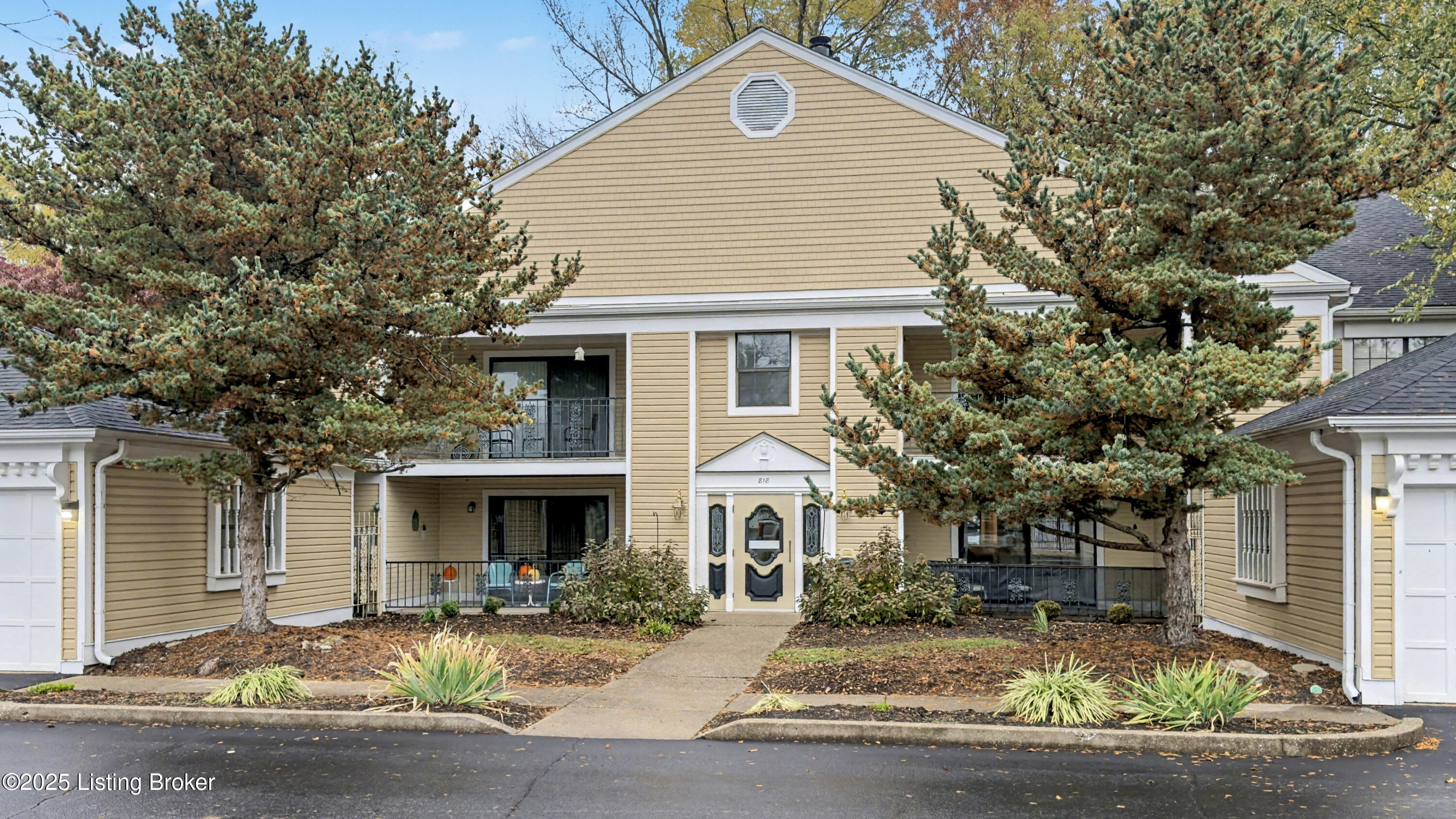 818 Washburn Ave APT 1-A