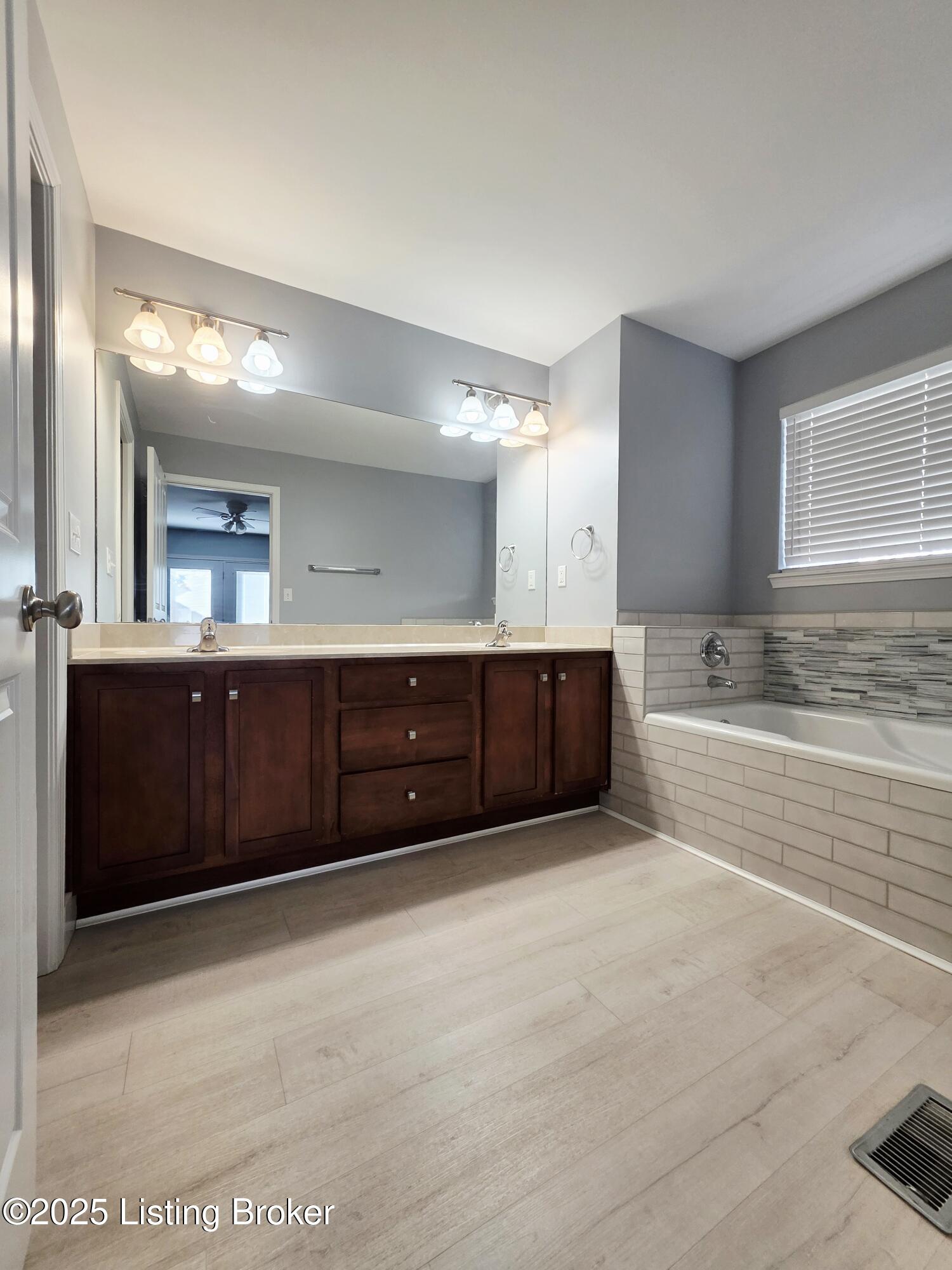188 Lincoln Station Dr