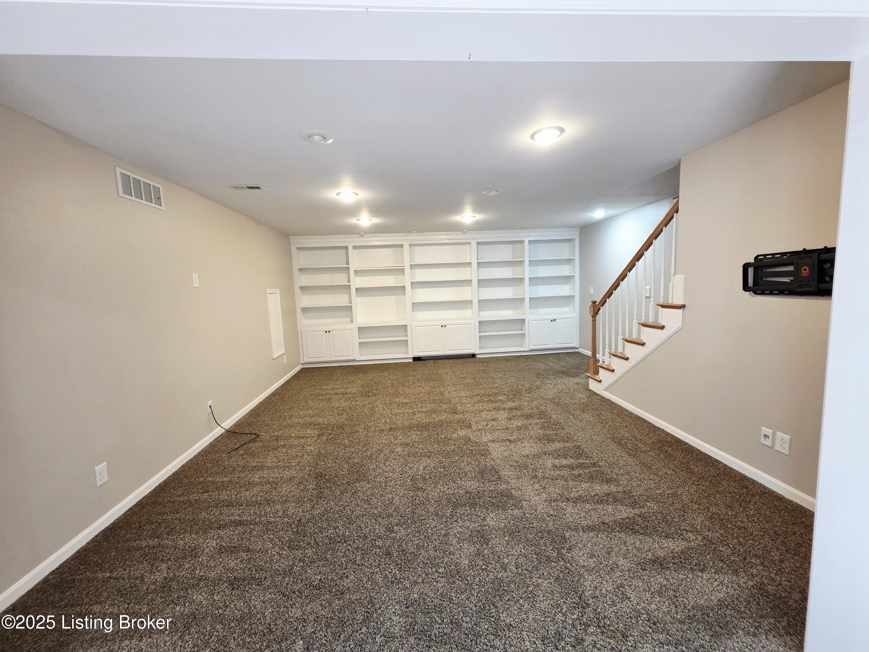 188 Lincoln Station Dr