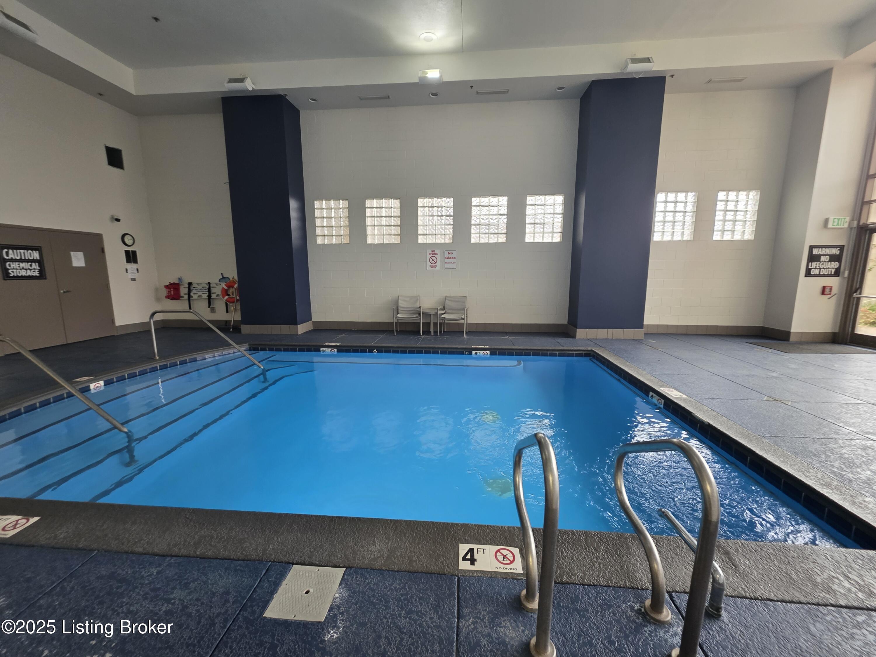 1 Riverpointe APT 521