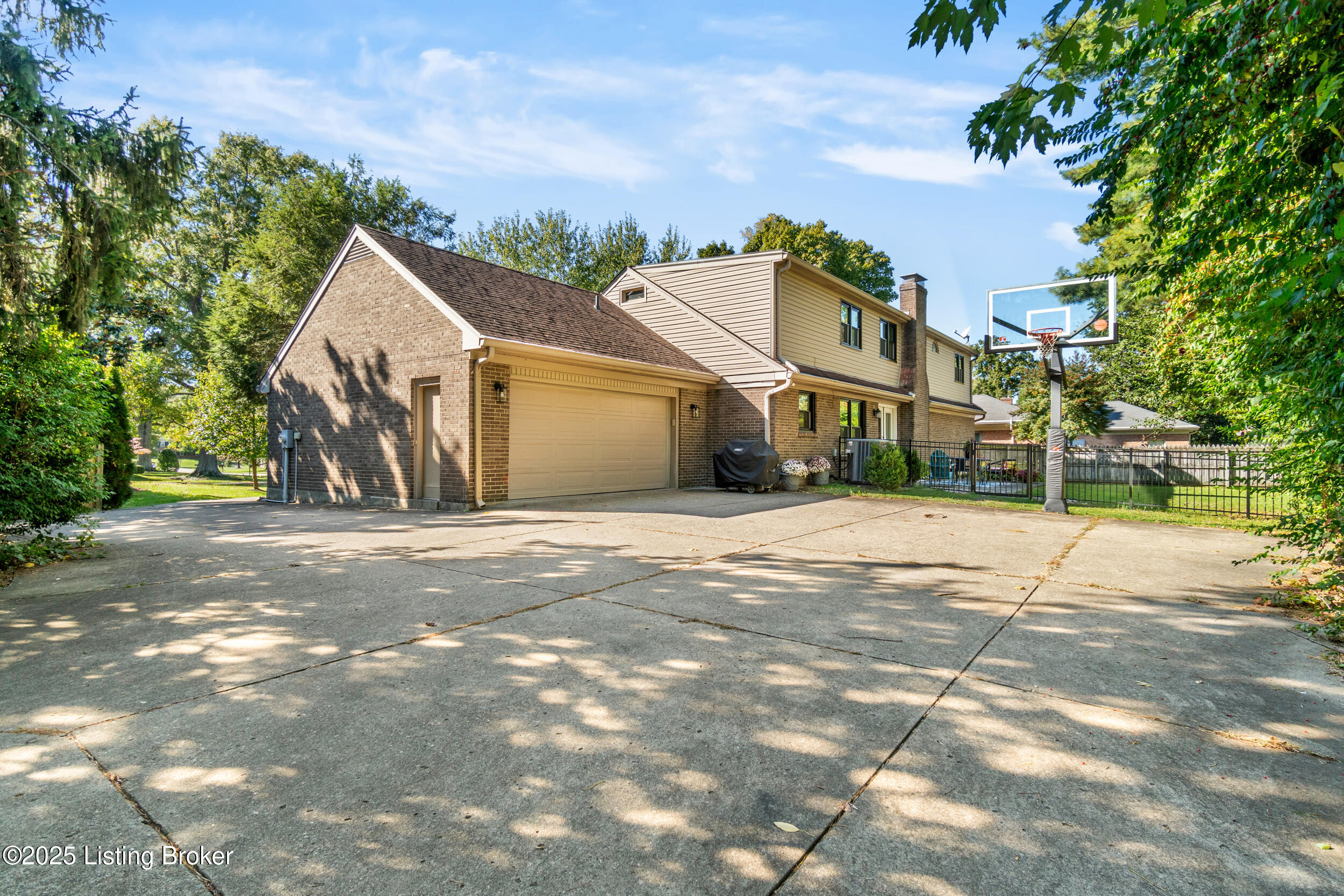 2903 Lightheart Rd