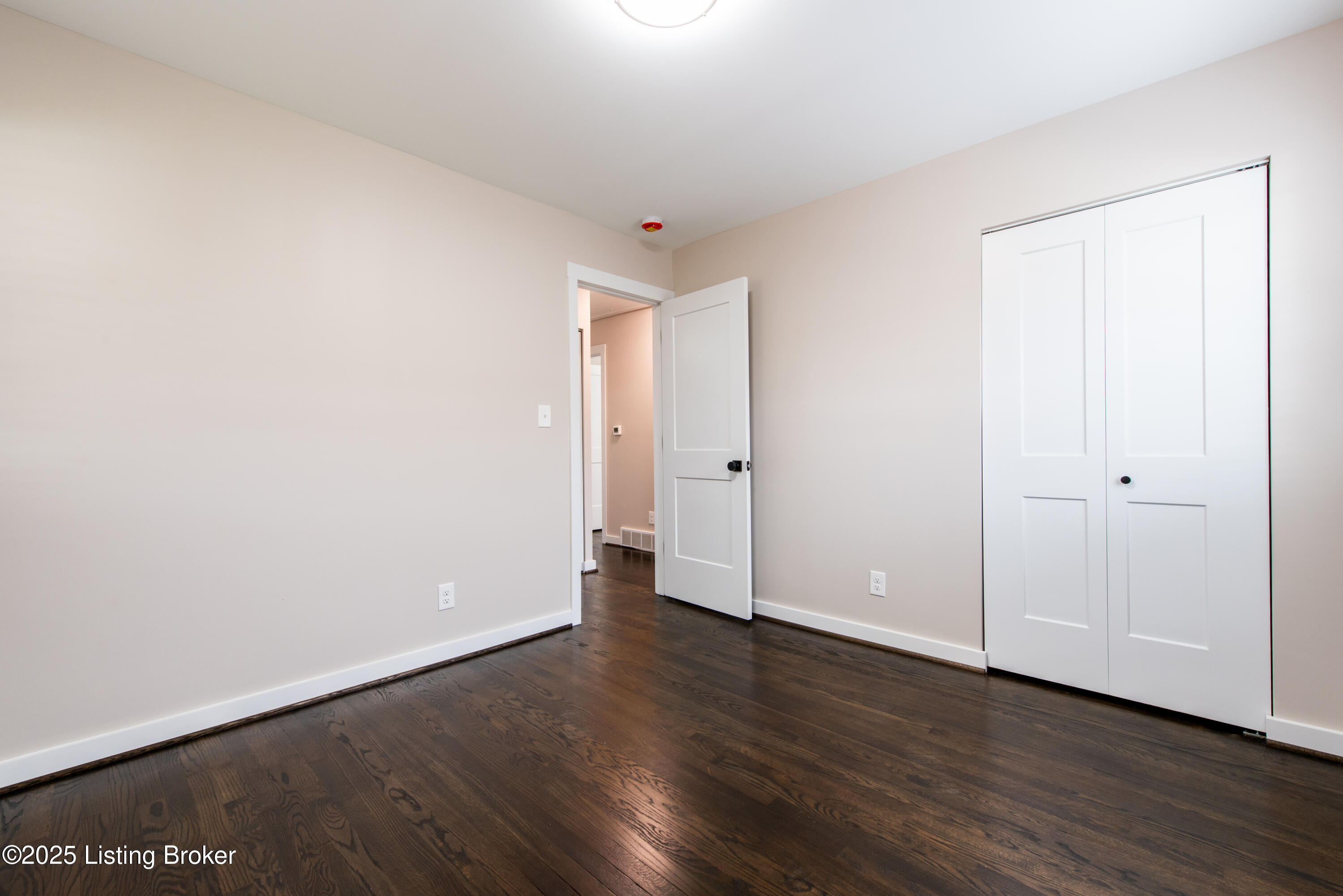 9417 Plumwood Rd