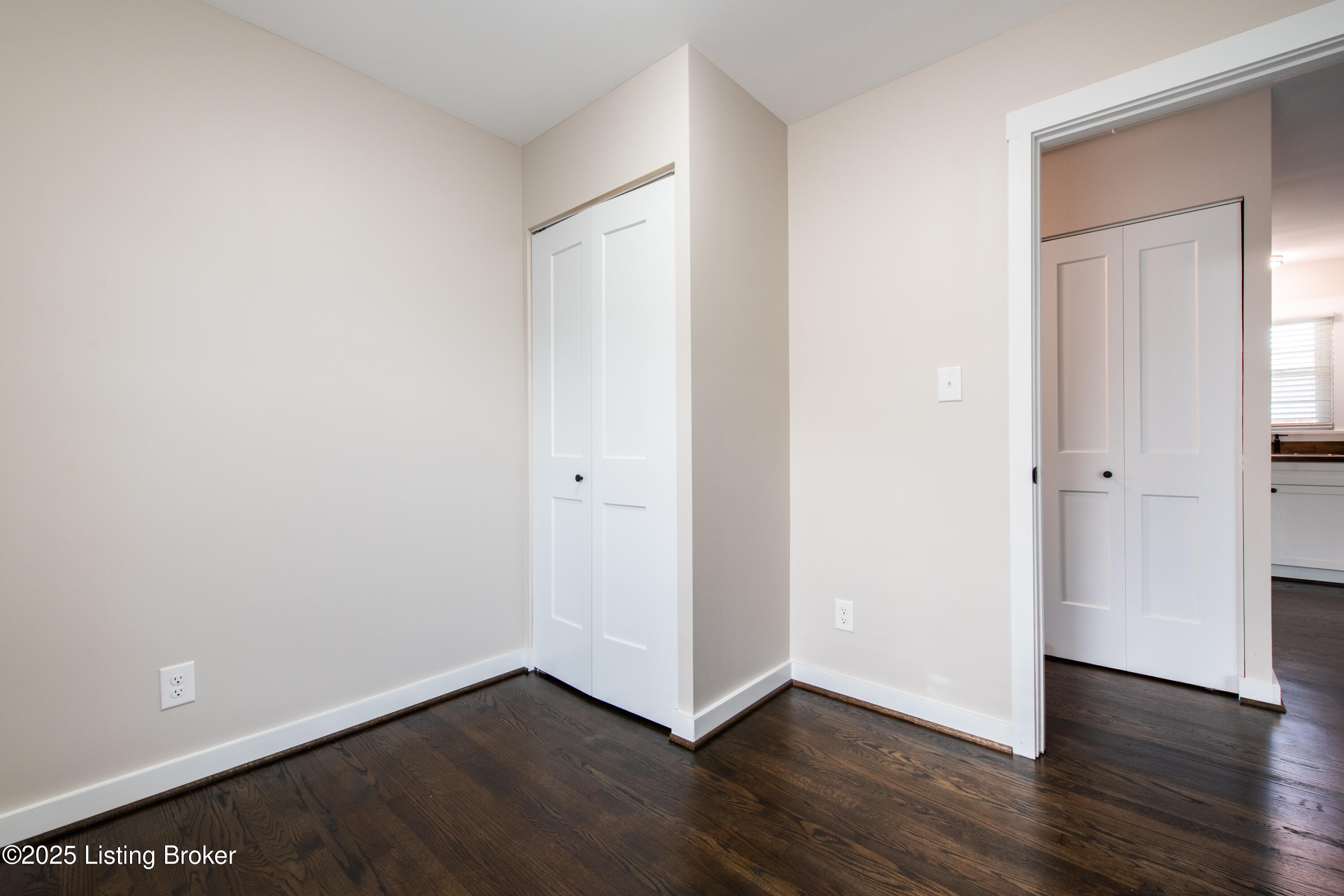9417 Plumwood Rd