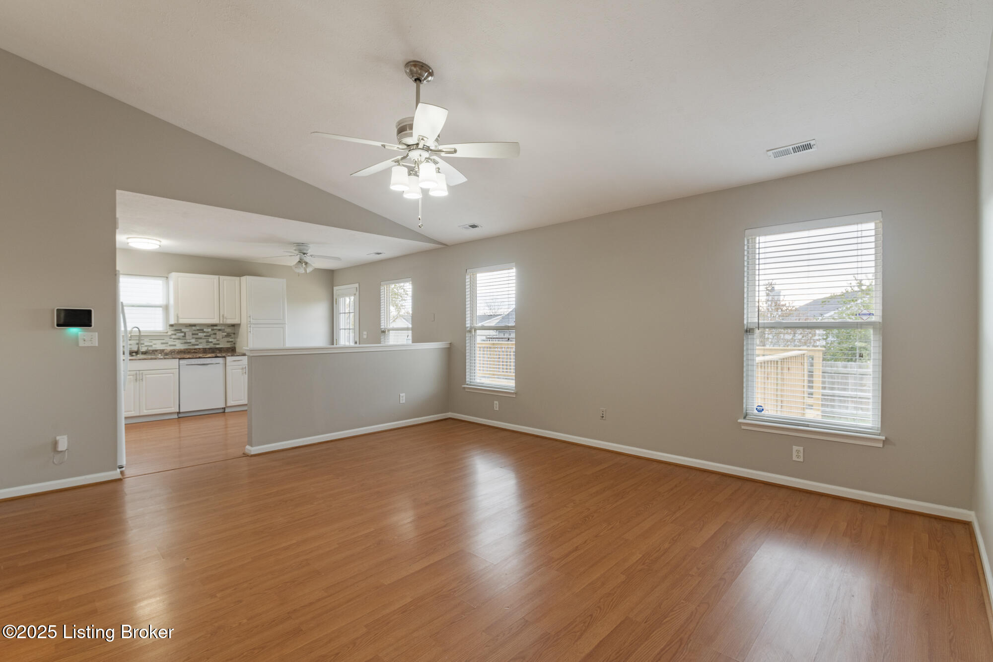 1116 Willow Oak Ln
