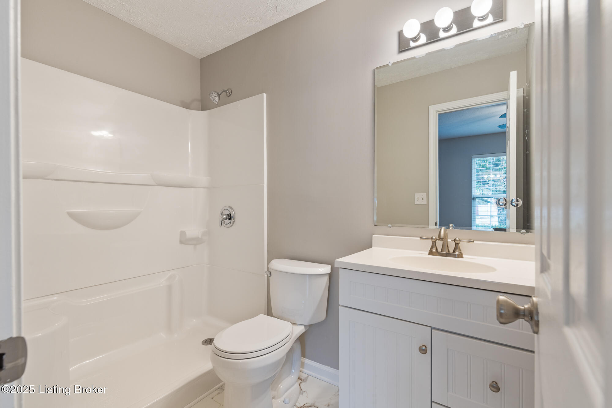 1116 Willow Oak Ln
