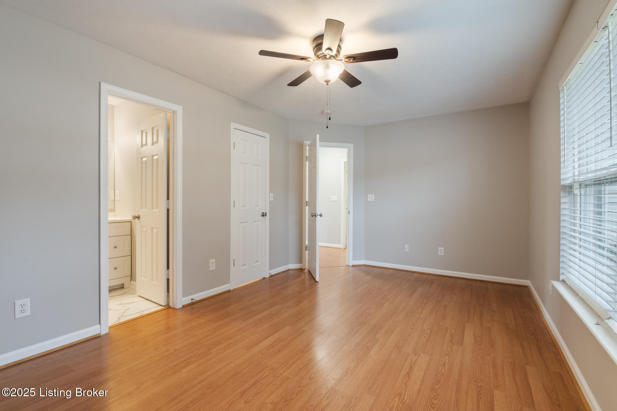 1116 Willow Oak Ln