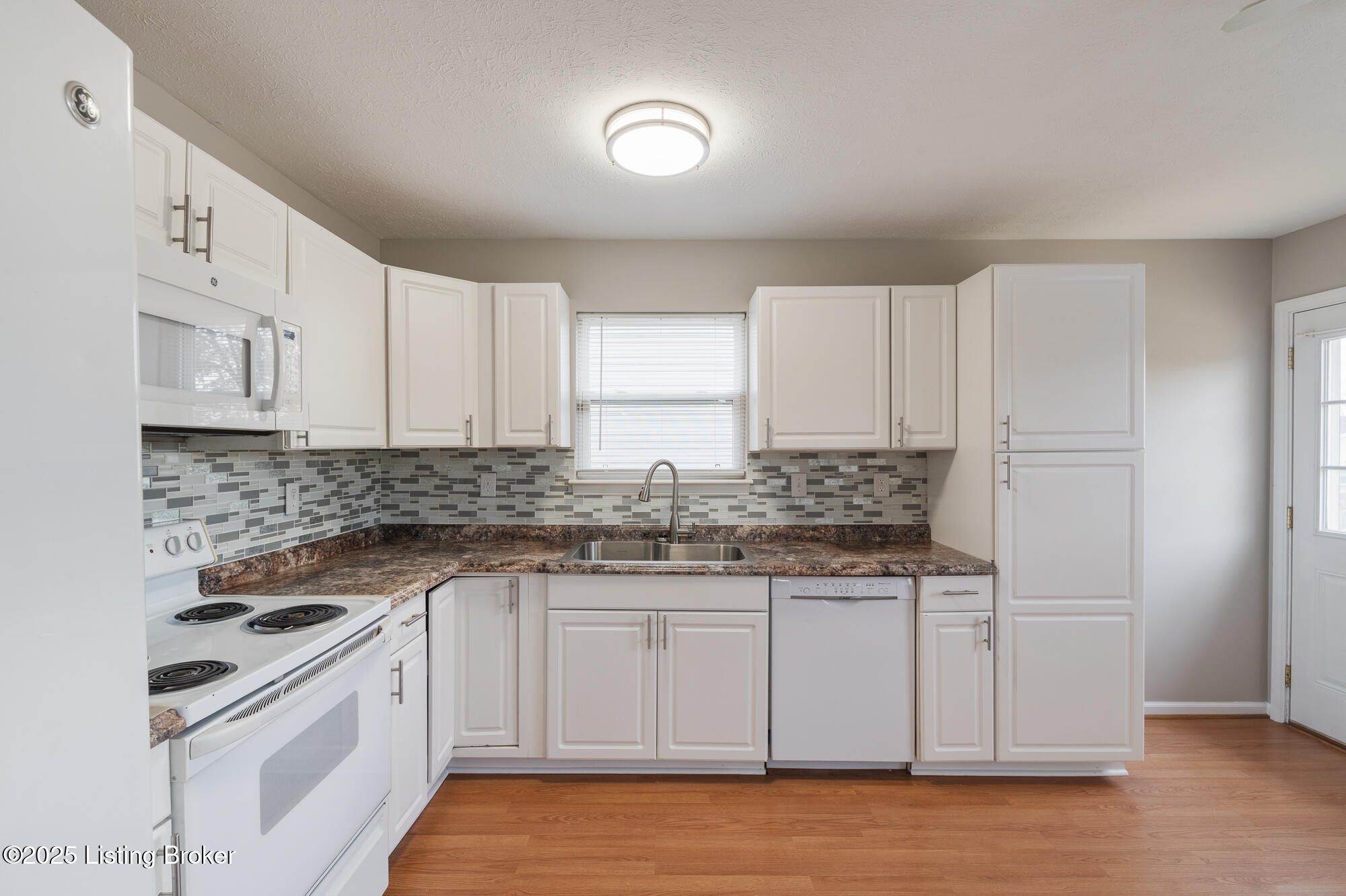 1116 Willow Oak Ln