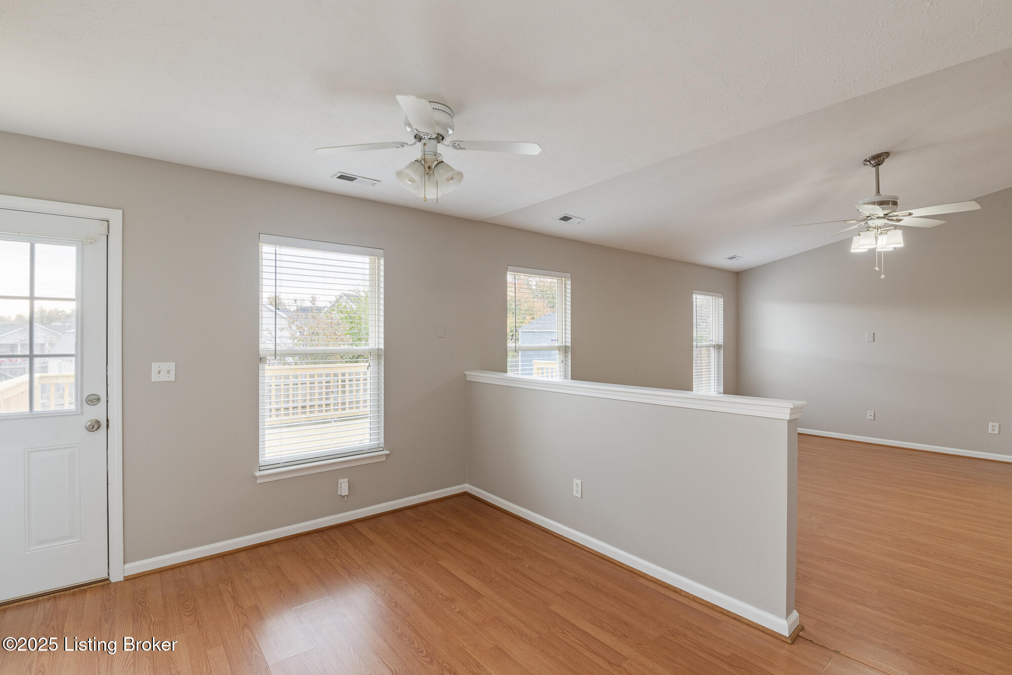1116 Willow Oak Ln