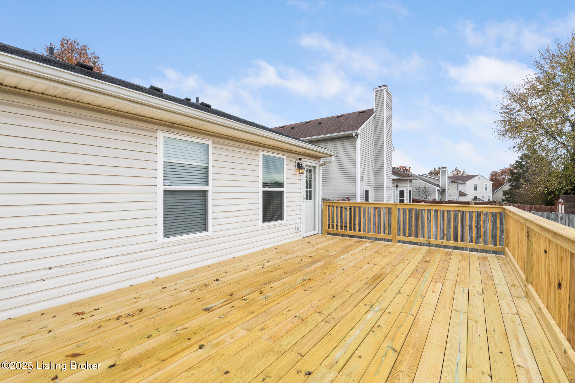 1116 Willow Oak Ln