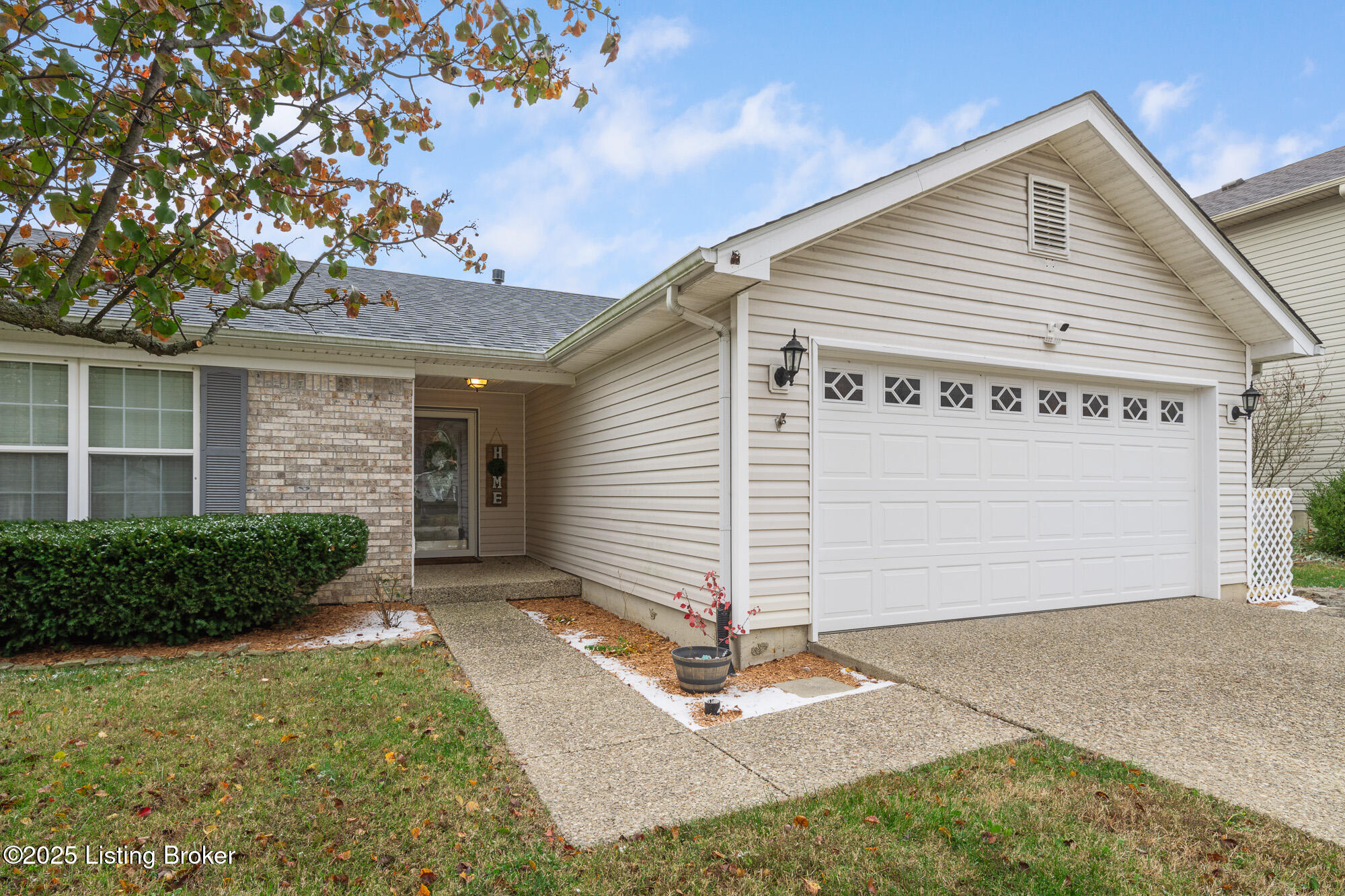 1116 Willow Oak Ln