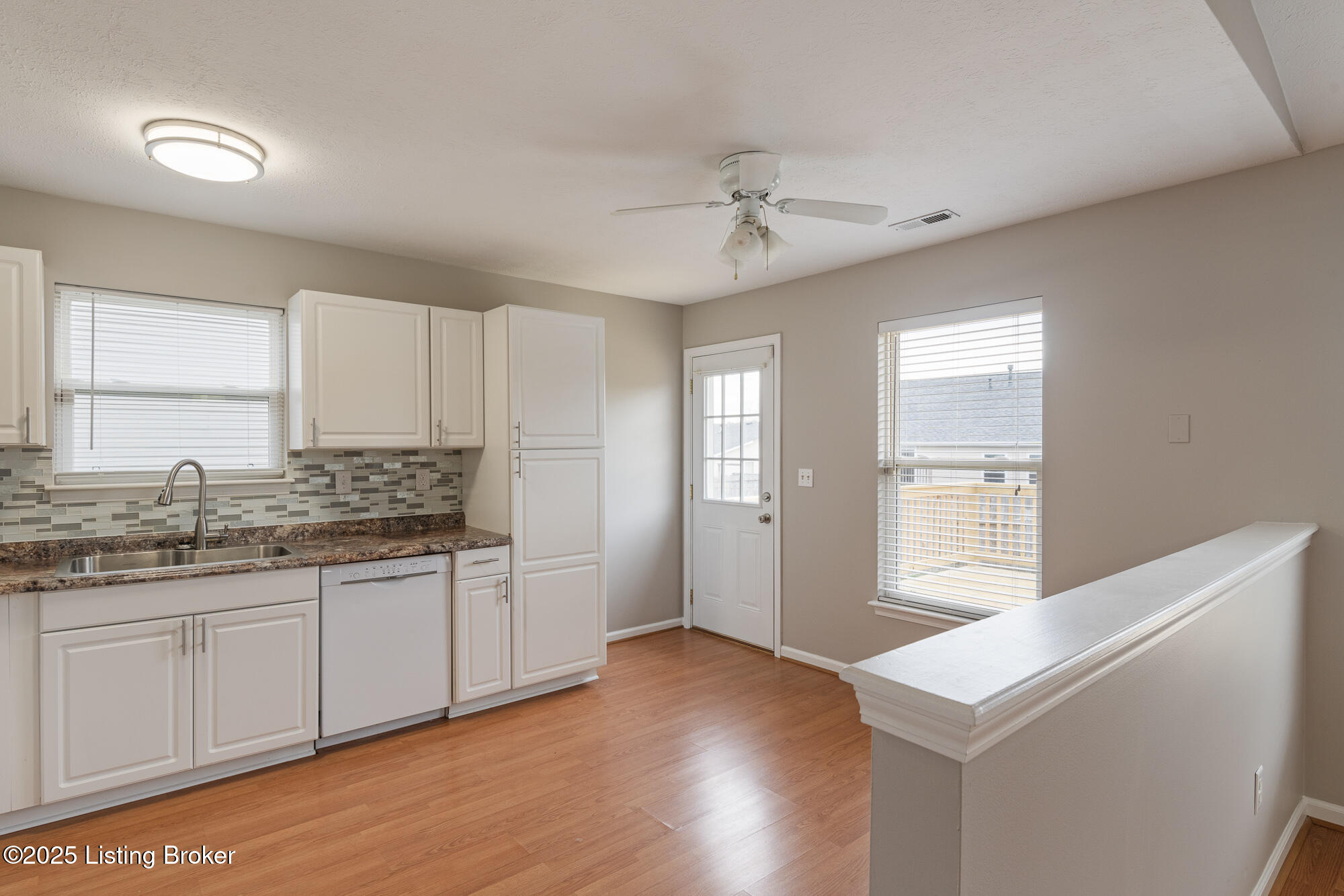 1116 Willow Oak Ln