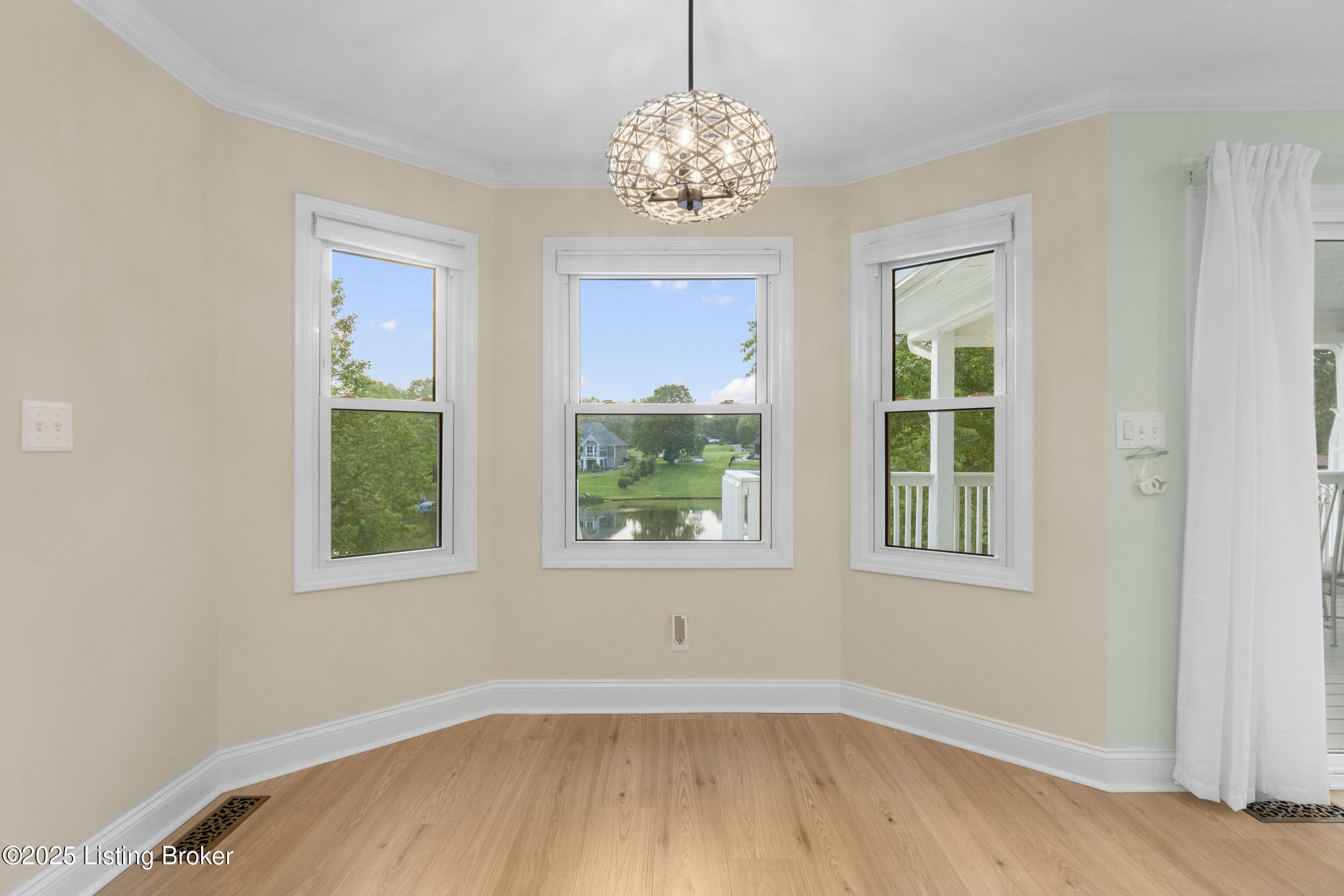 3205 Lake Pointe Ct