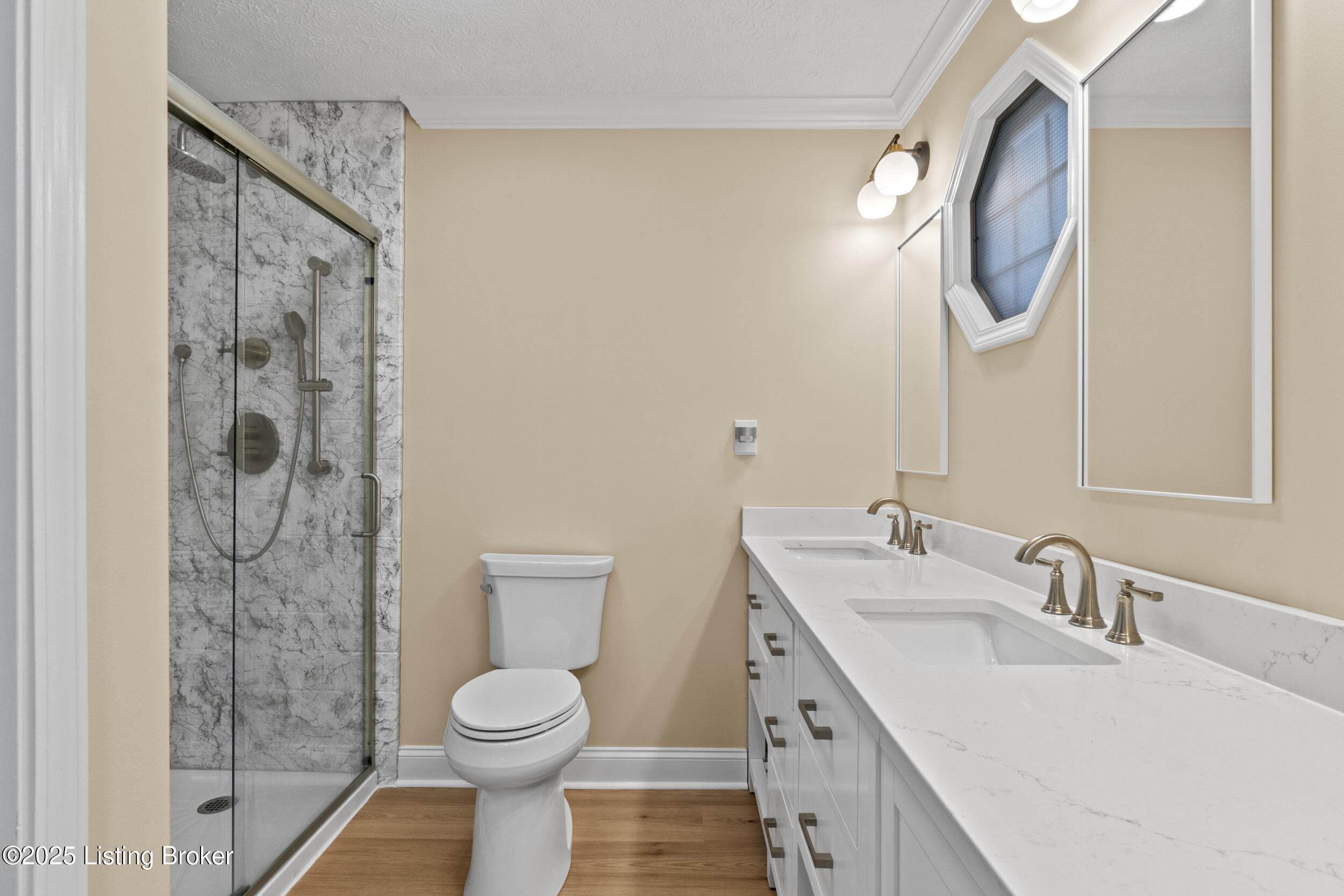 3205 Lake Pointe Ct