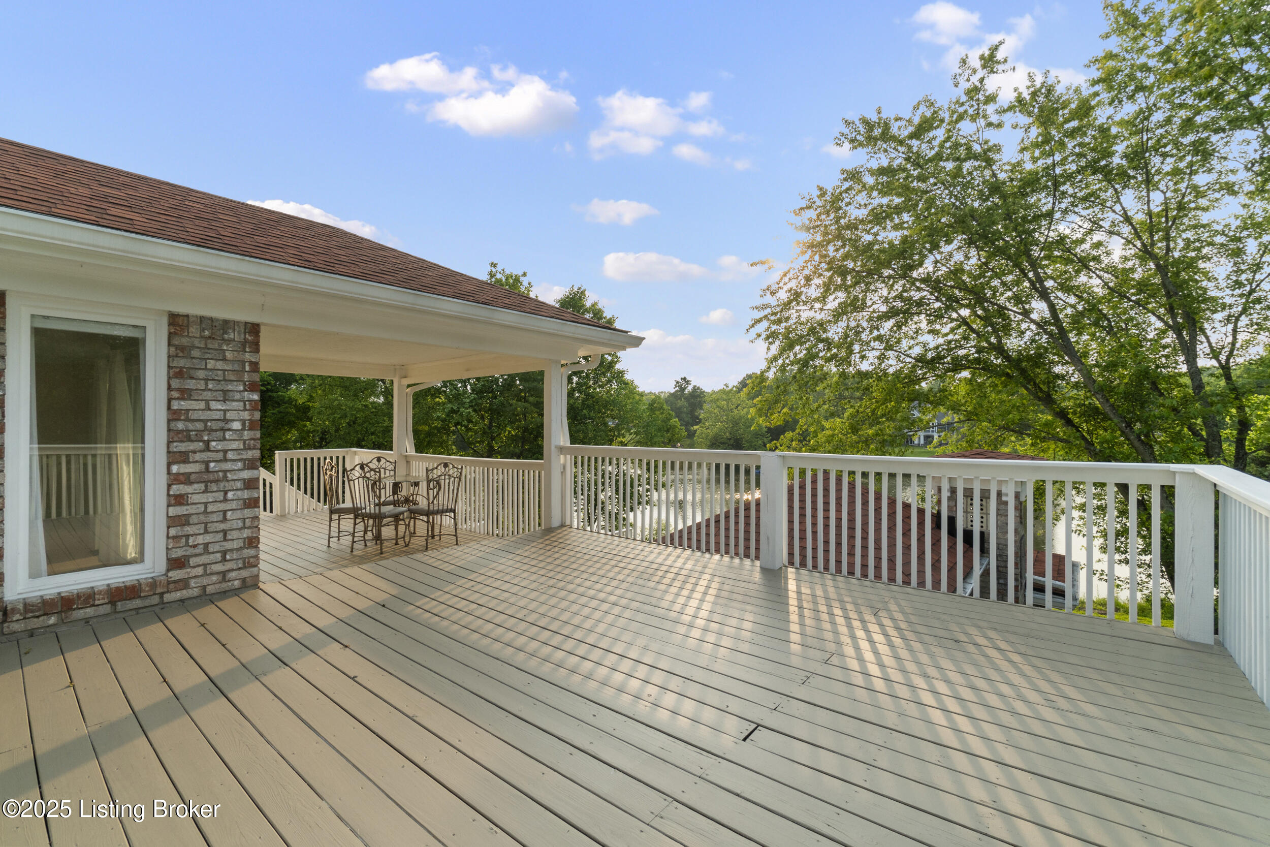 3205 Lake Pointe Ct