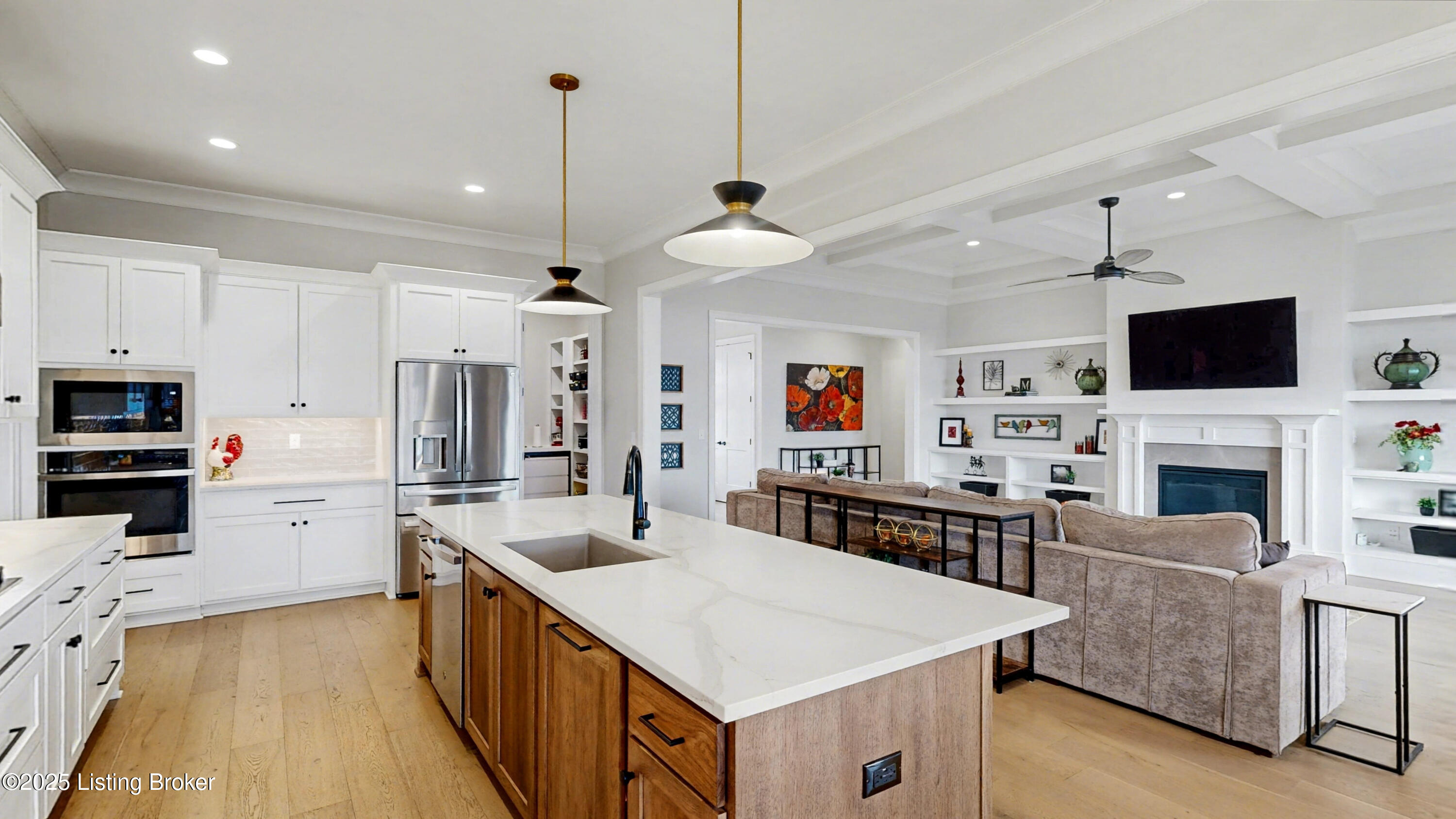 7388 Edith Way