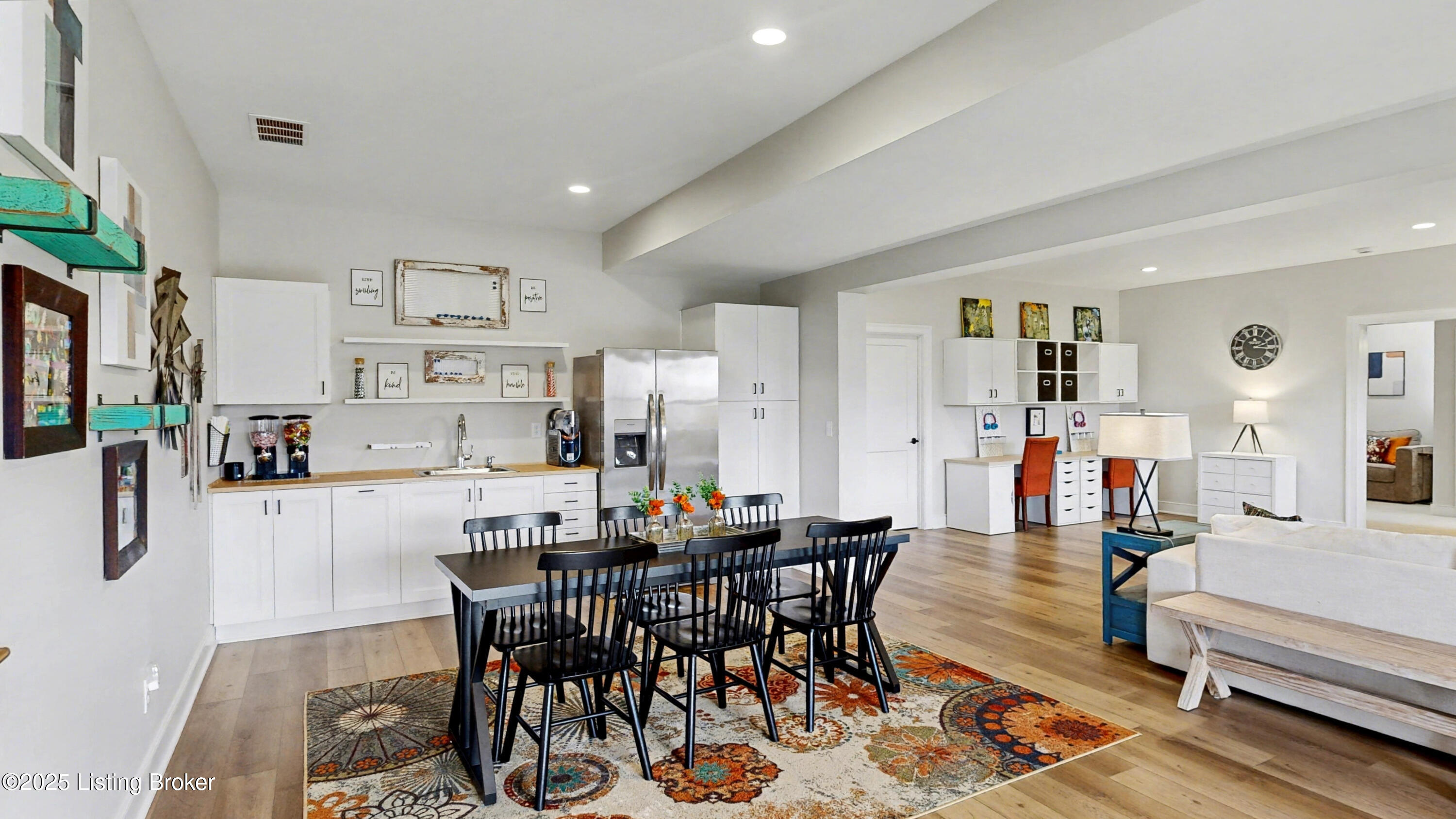 7388 Edith Way