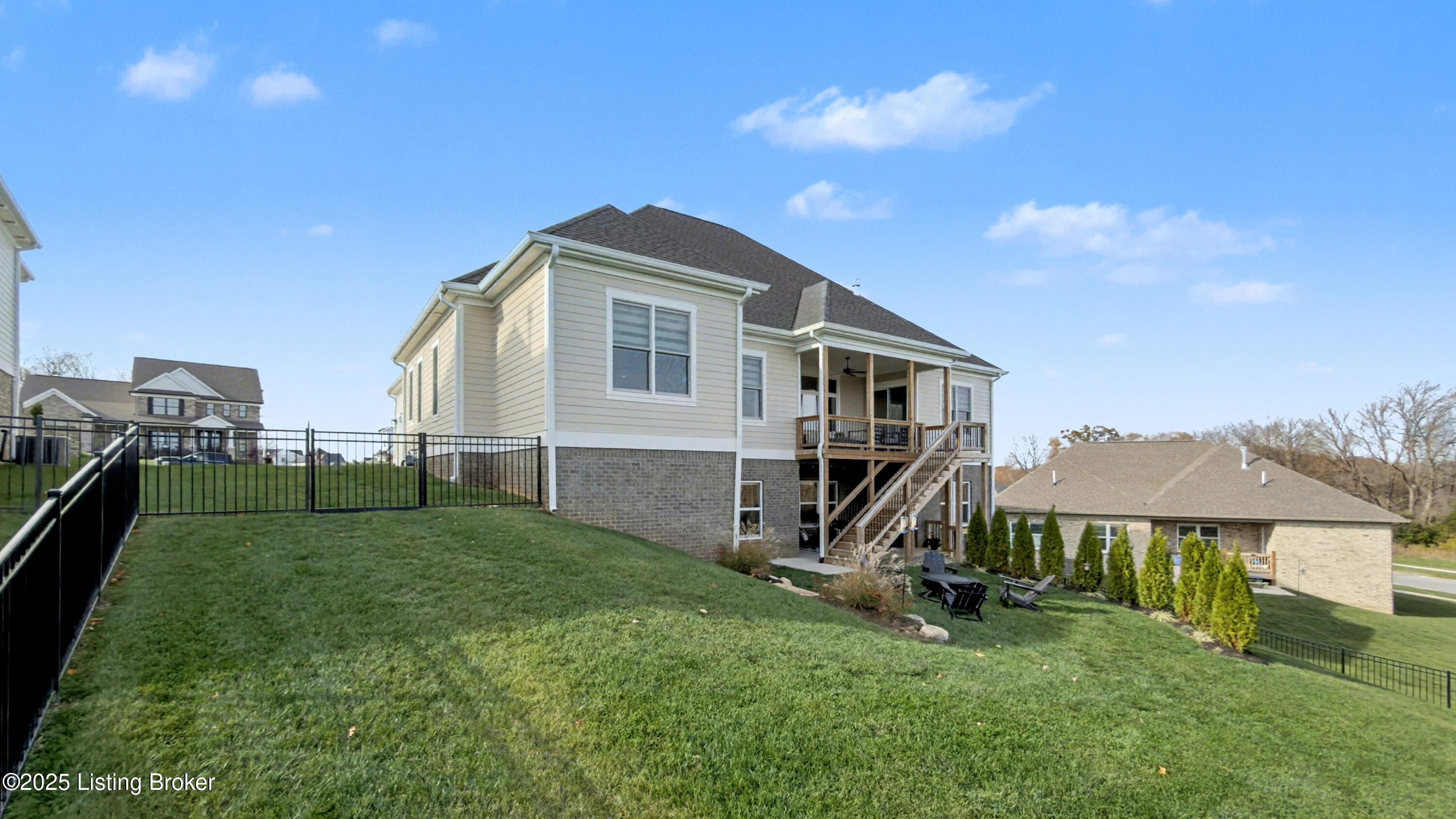 7388 Edith Way