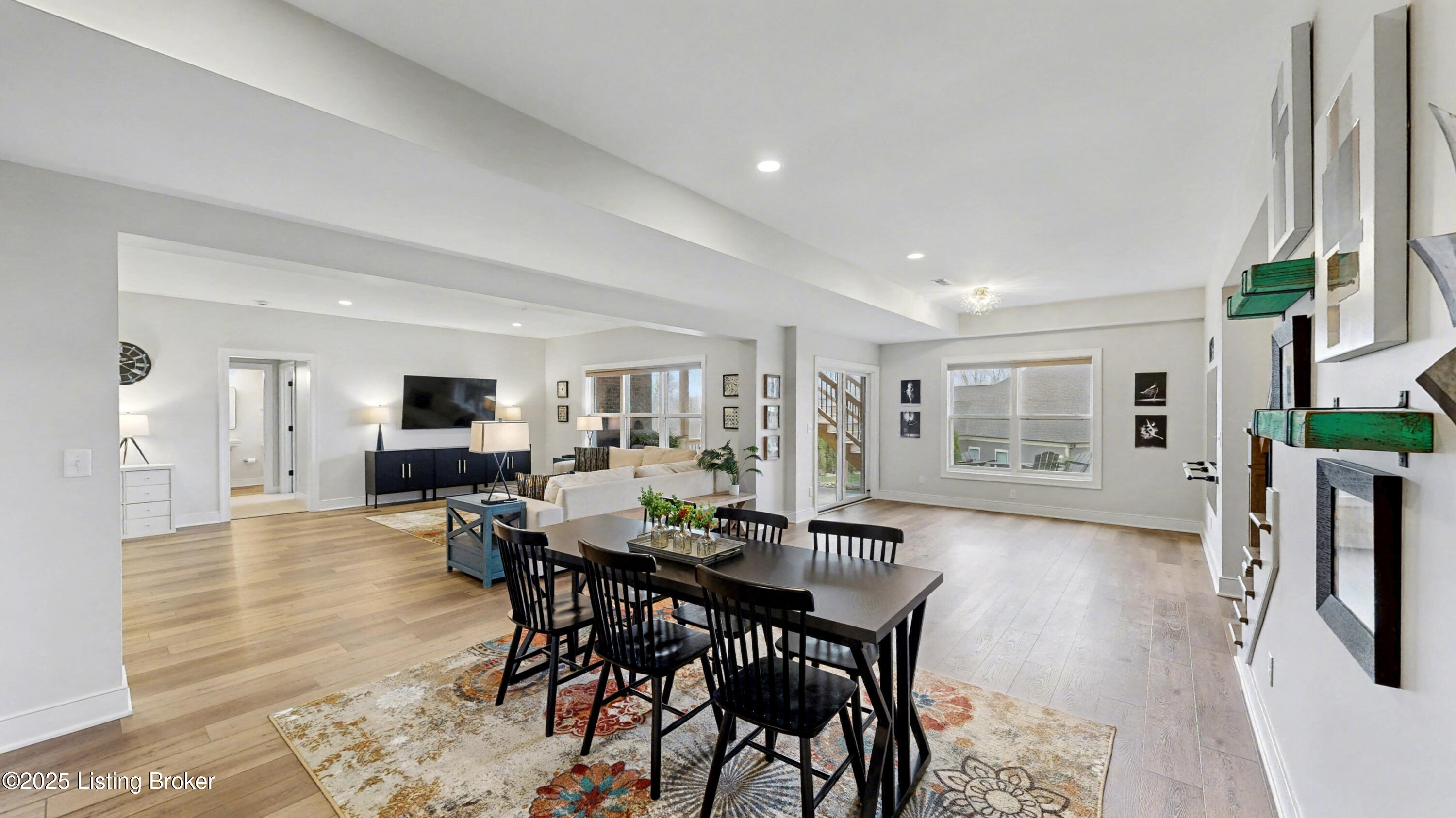 7388 Edith Way