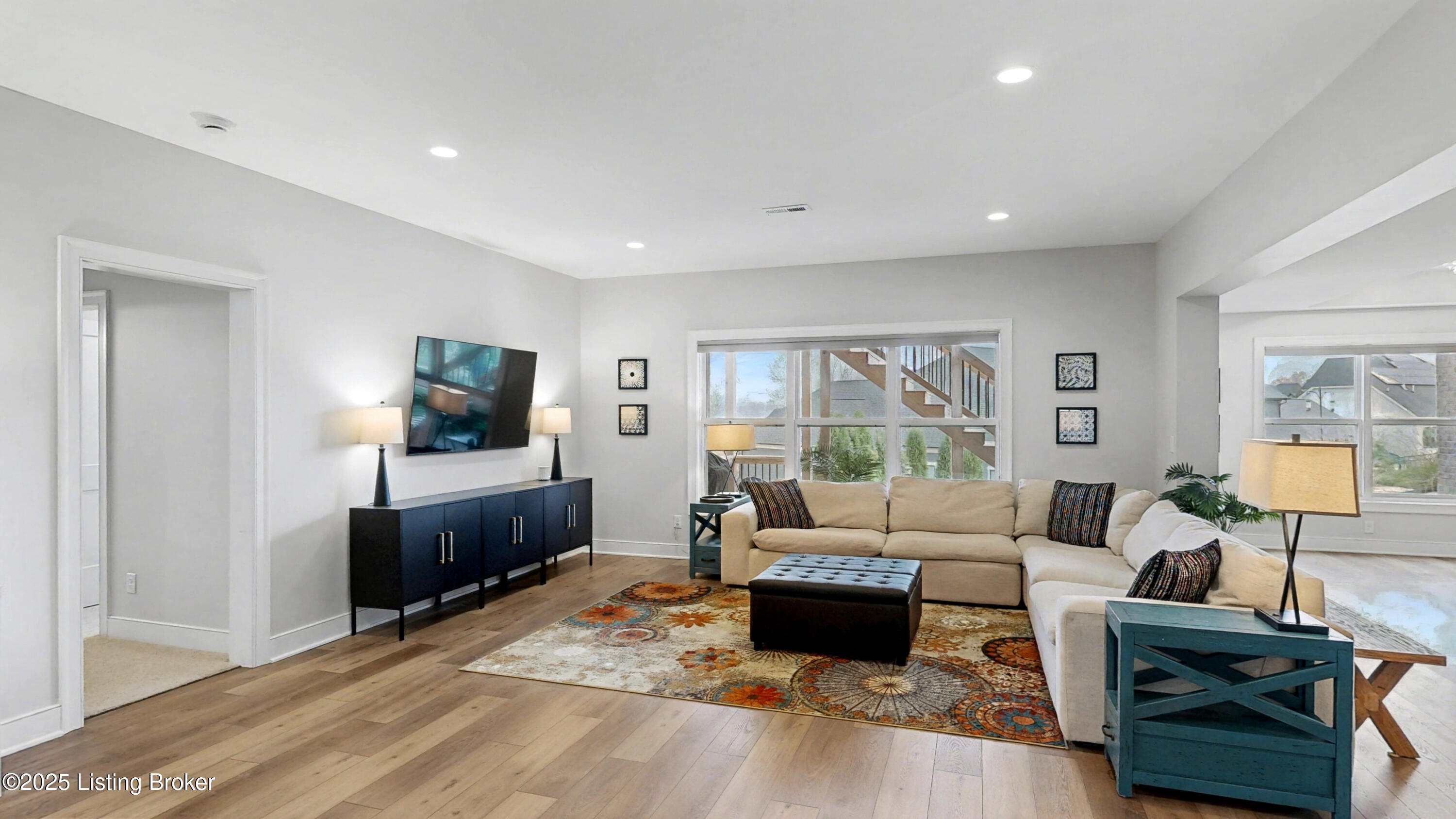 7388 Edith Way