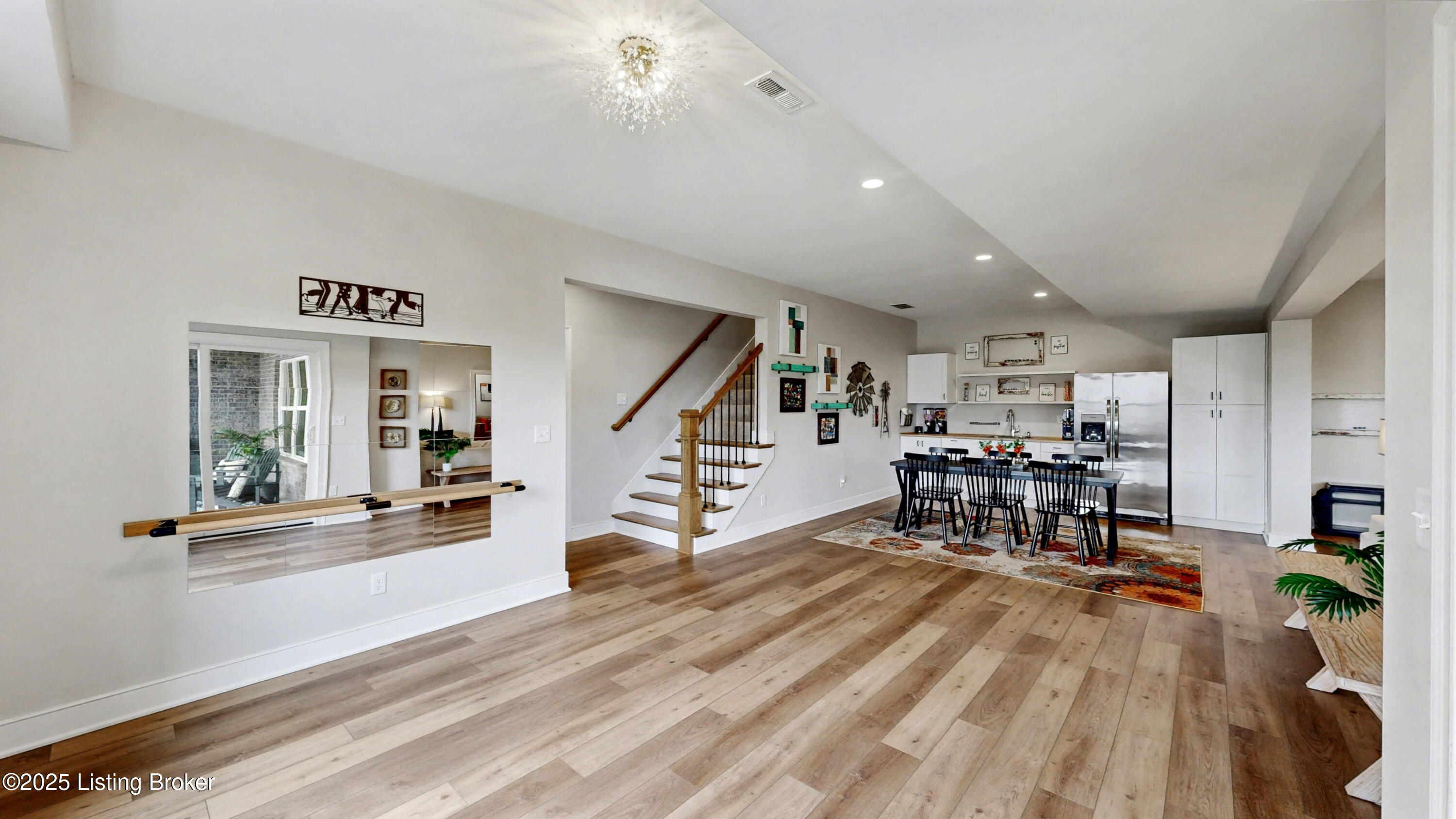 7388 Edith Way