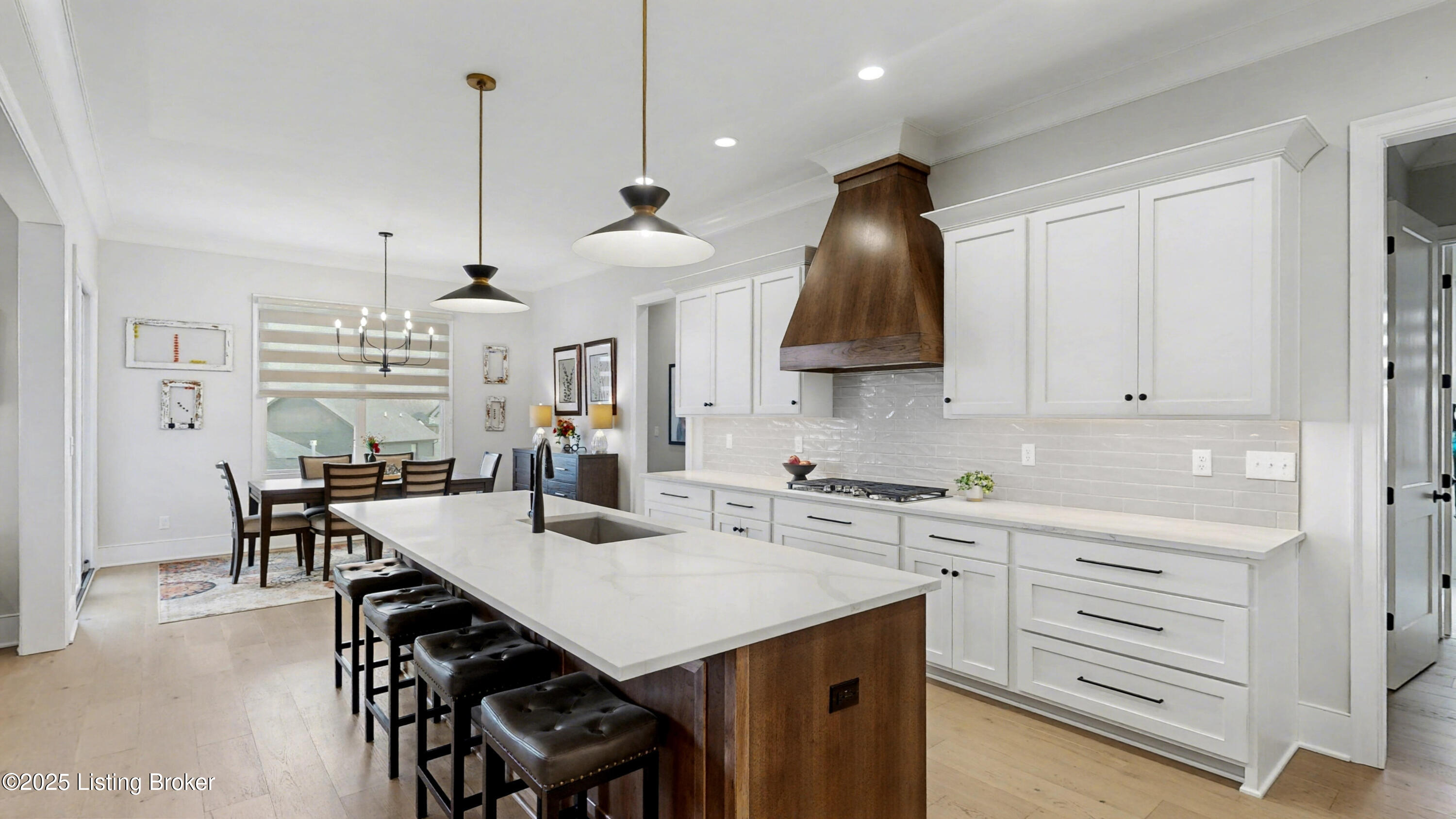 7388 Edith Way