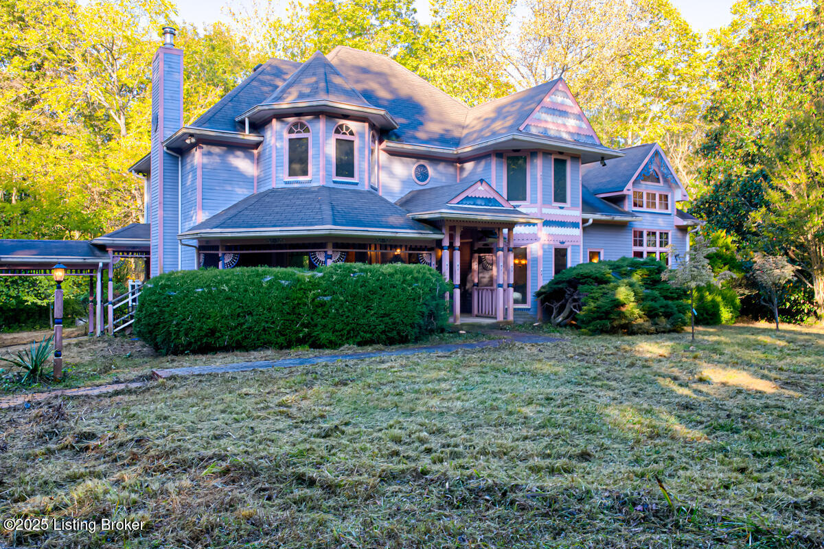9020 Woodlily Trail