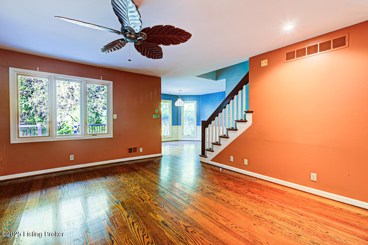 9020 Woodlily Trail