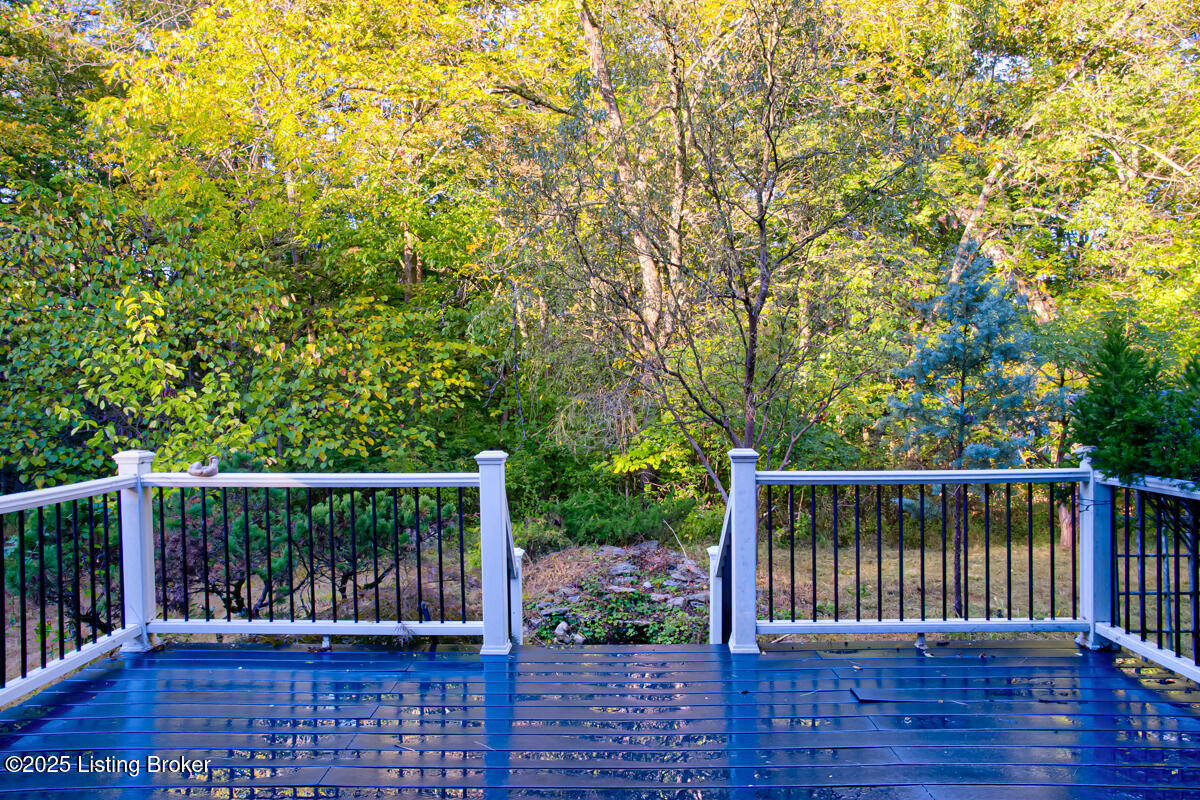 9020 Woodlily Trail