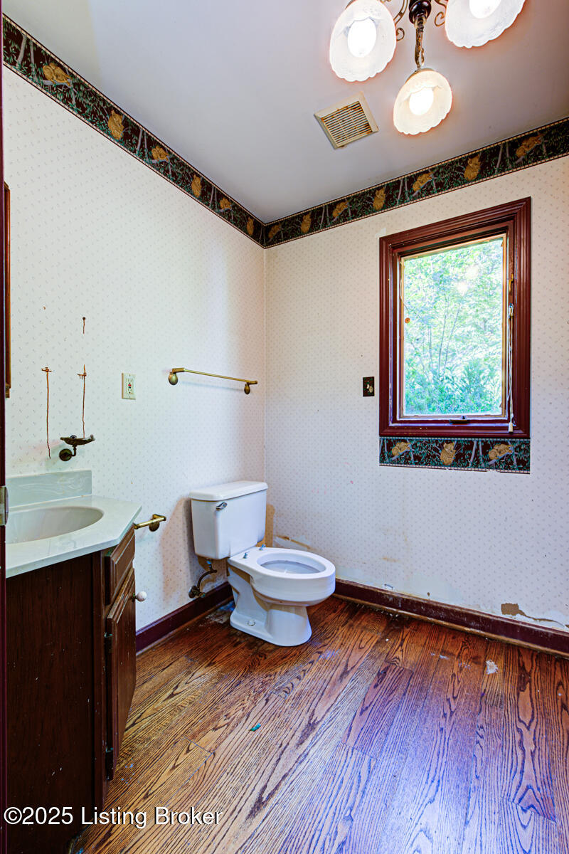 9020 Woodlily Trail