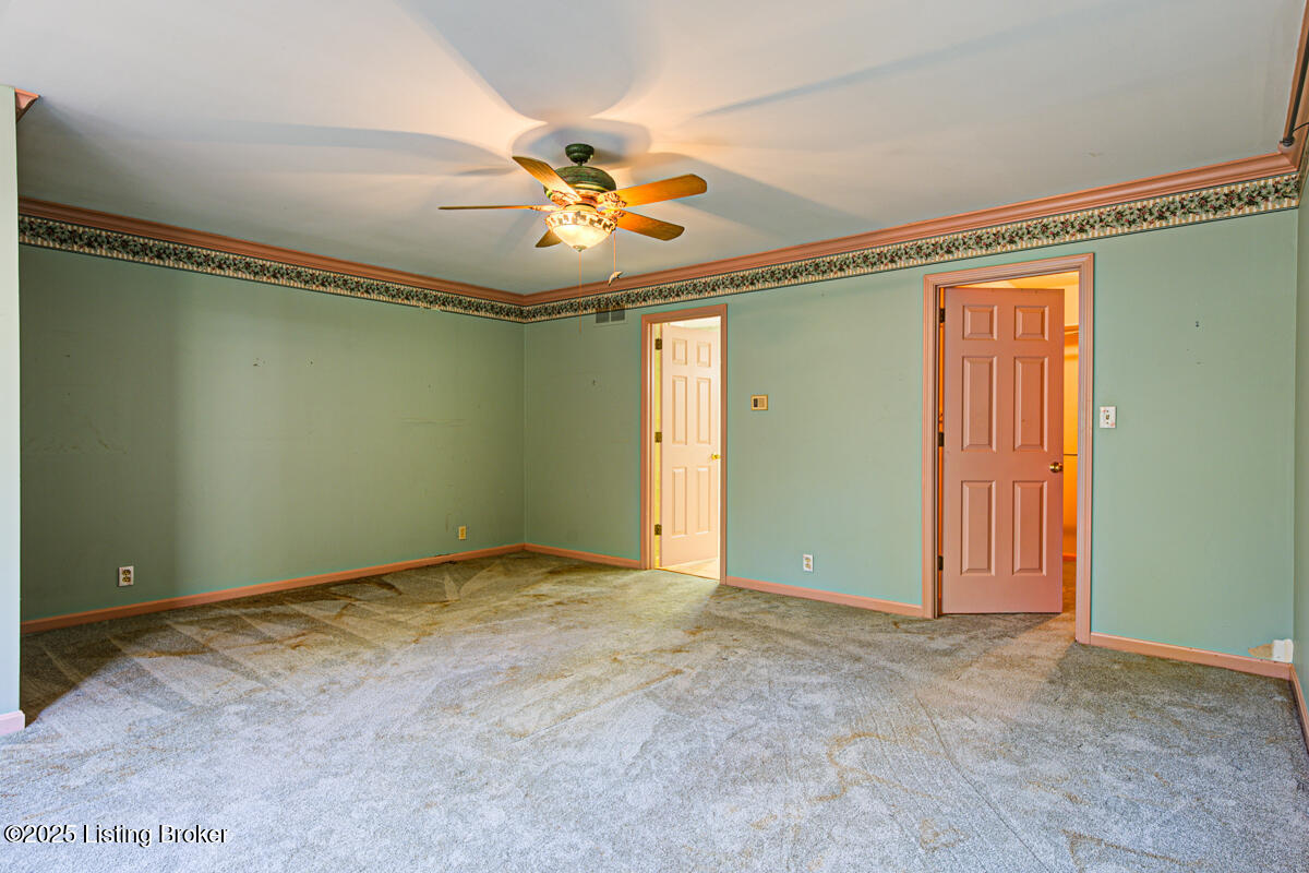 9020 Woodlily Trail