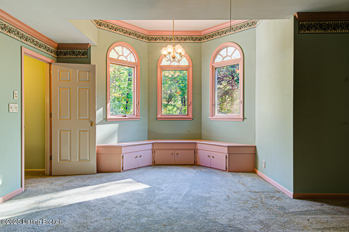 9020 Woodlily Trail