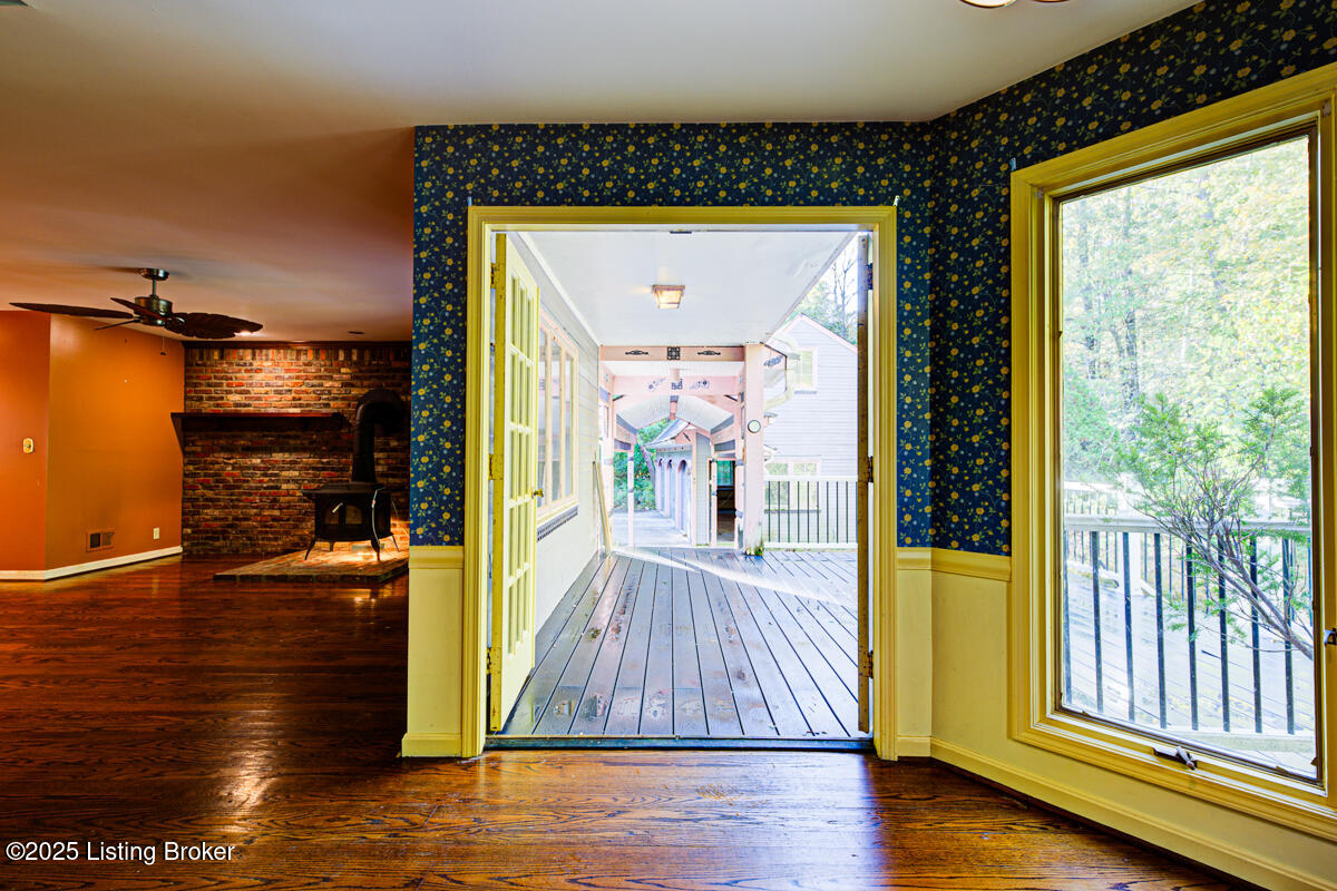 9020 Woodlily Trail