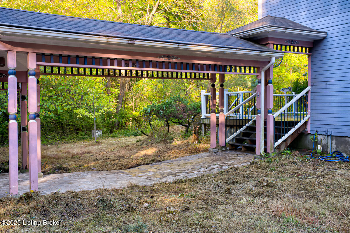 9020 Woodlily Trail