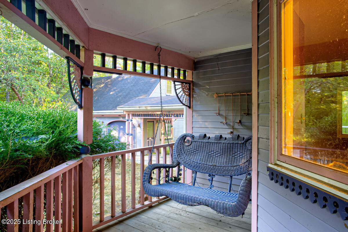 9020 Woodlily Trail