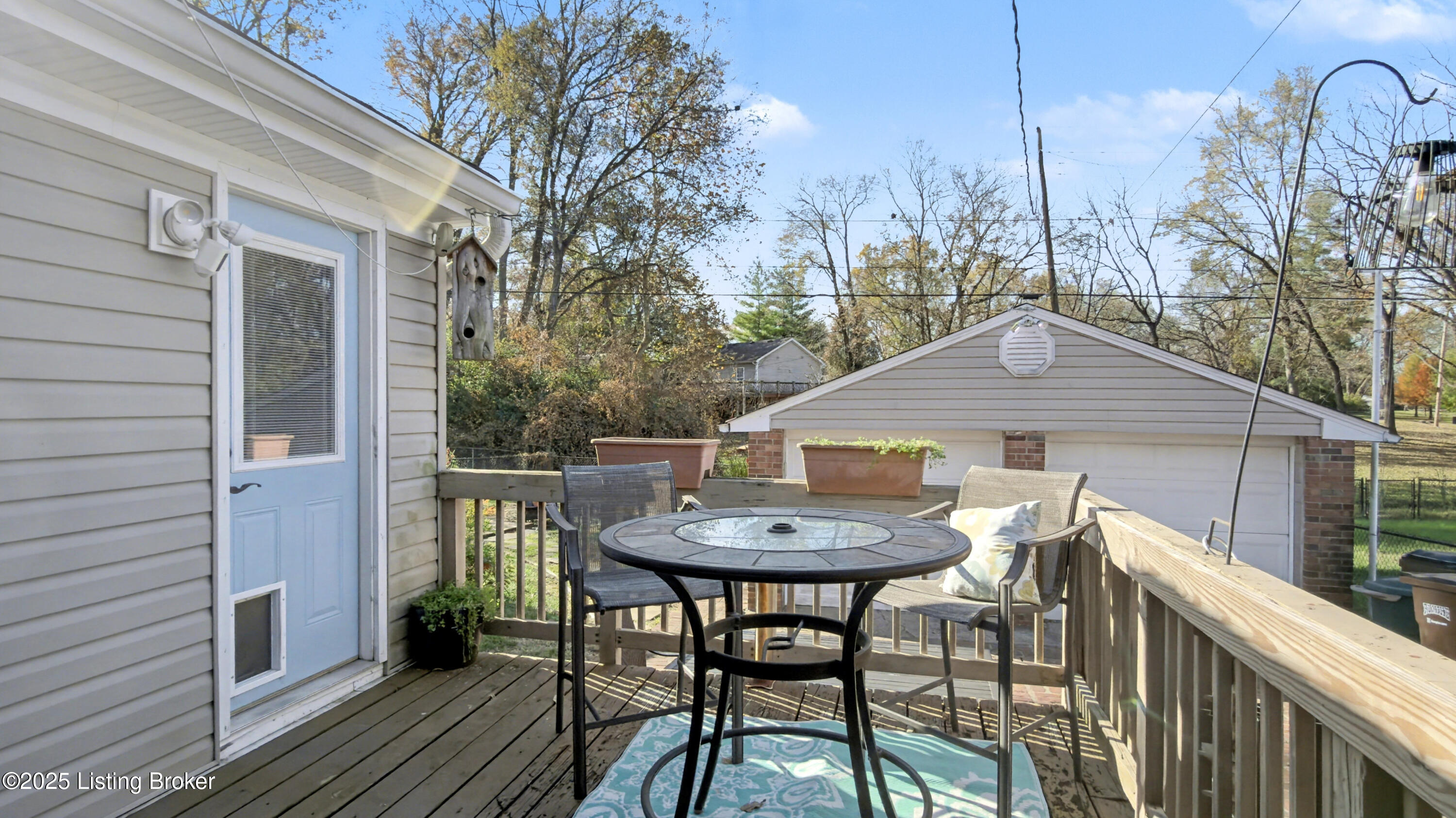 246 Derby Ave
