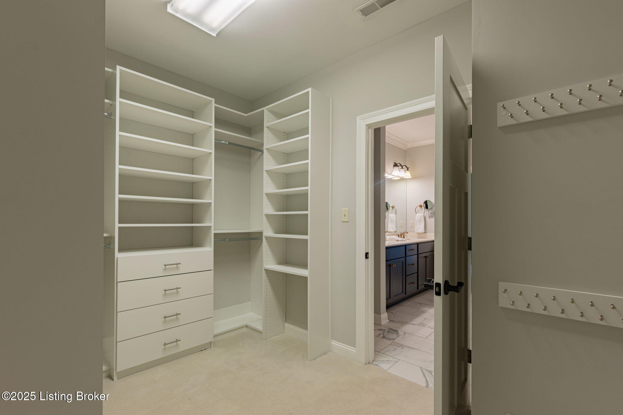 210 Maple Valley Rd
