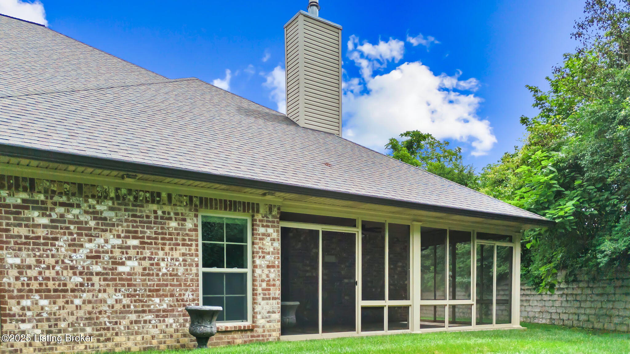 210 Maple Valley Rd