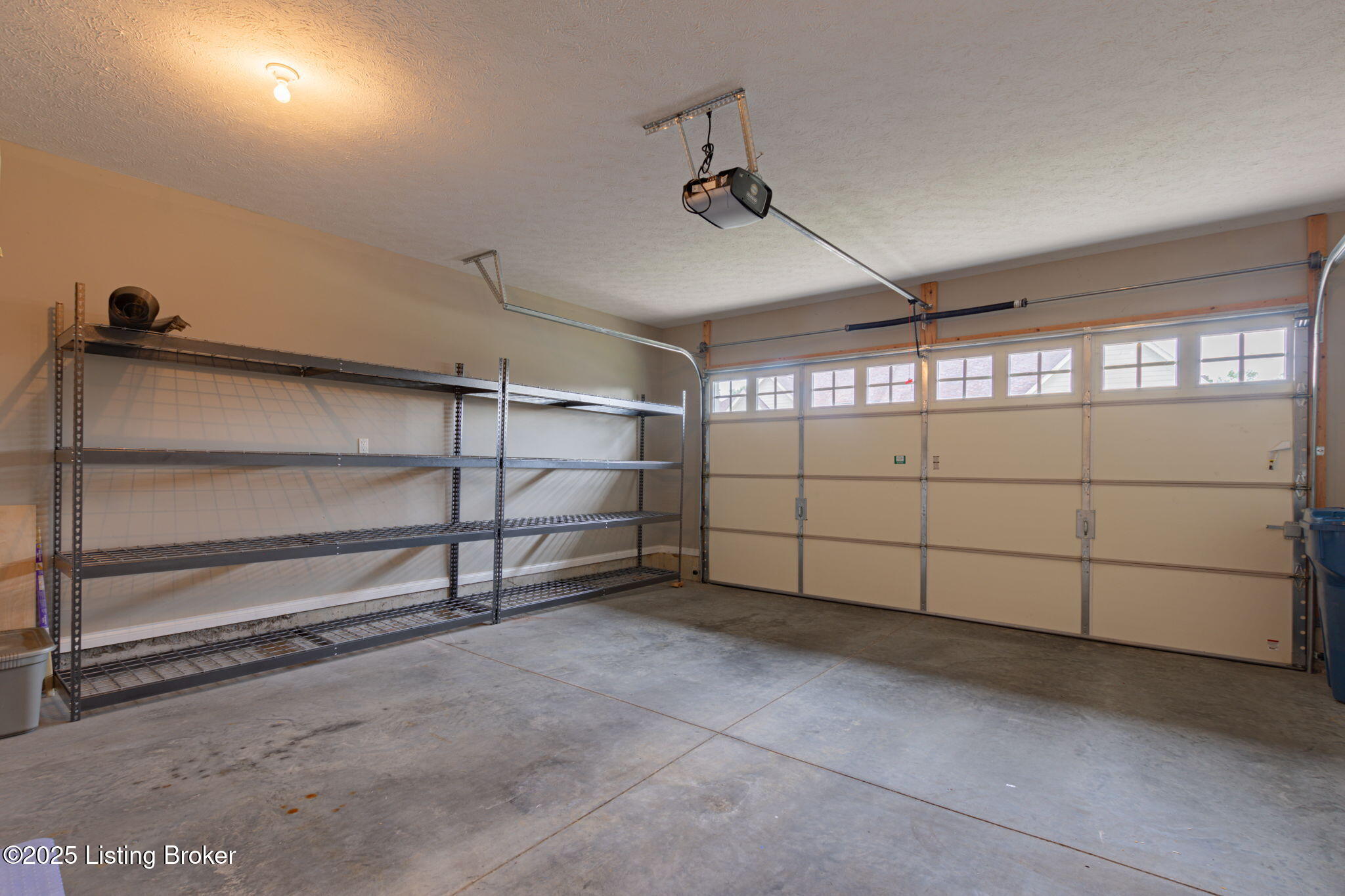 210 Maple Valley Rd