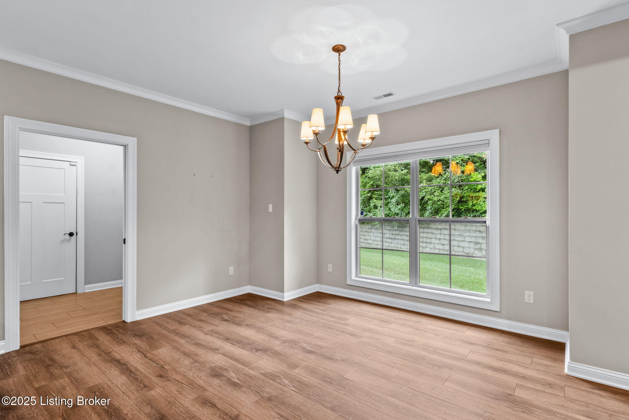210 Maple Valley Rd