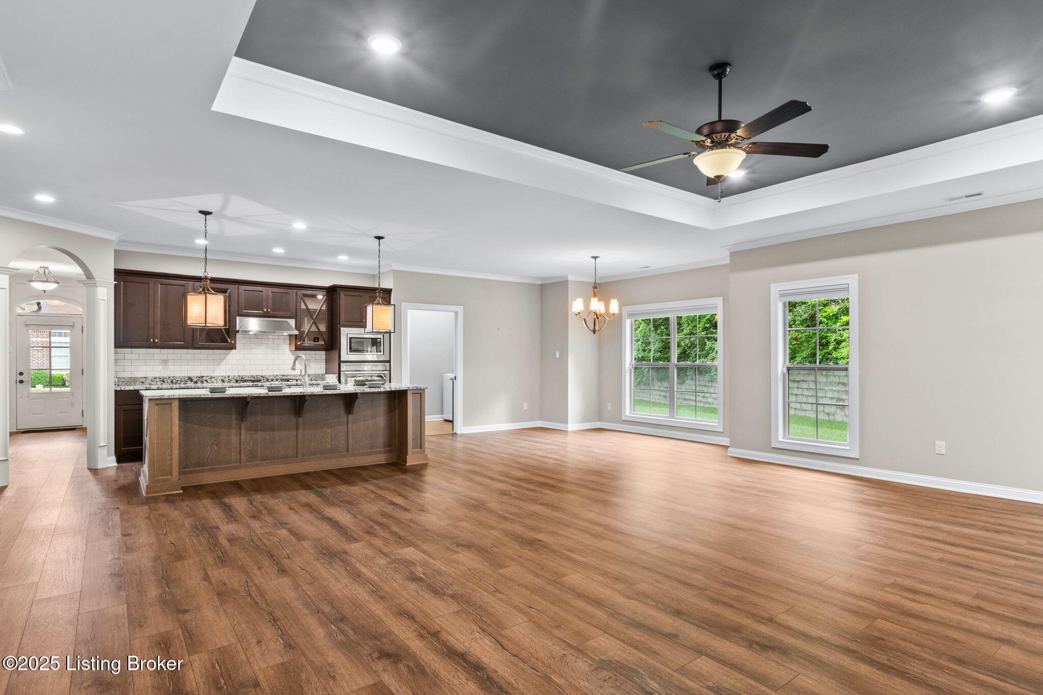 210 Maple Valley Rd