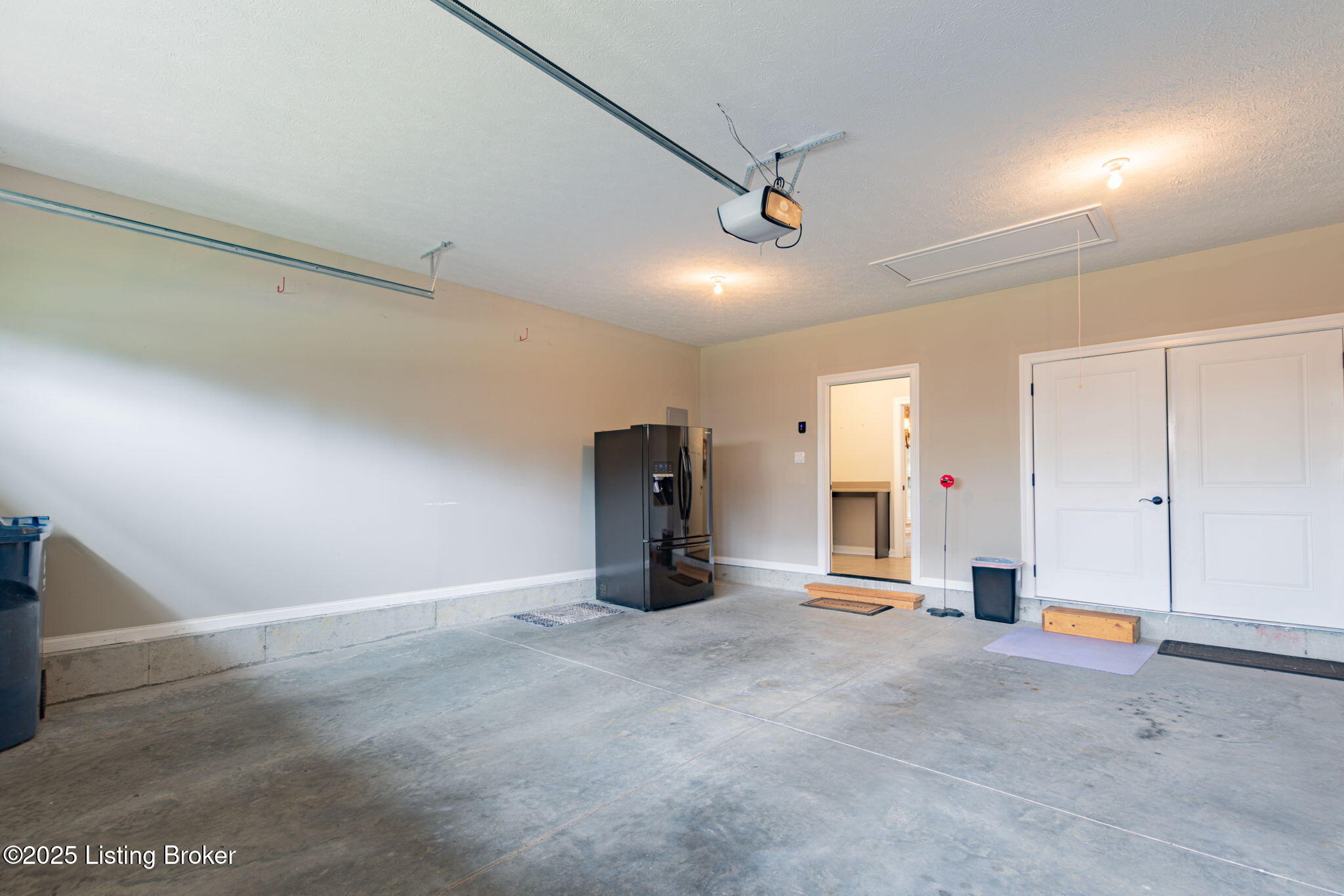 210 Maple Valley Rd