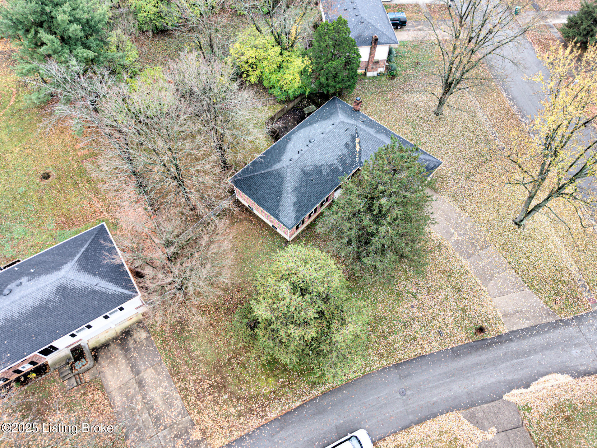 7400 Stone Bluff Ct