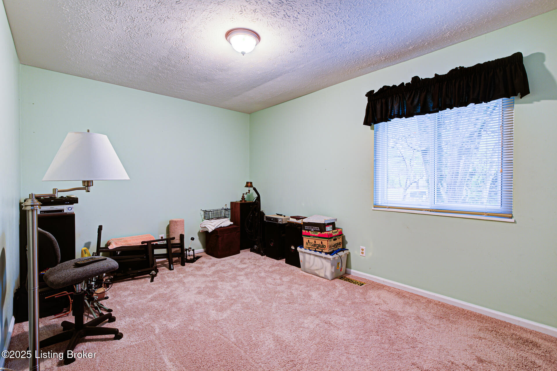 7400 Stone Bluff Ct