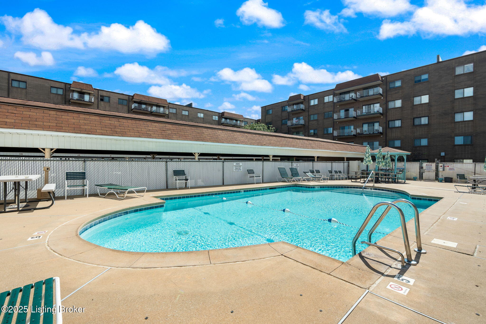 3030 Breckenridge Ln # 516-2