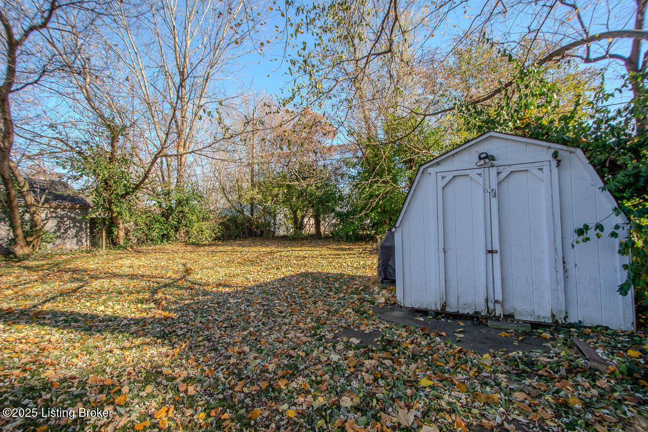 231 Derby Ave