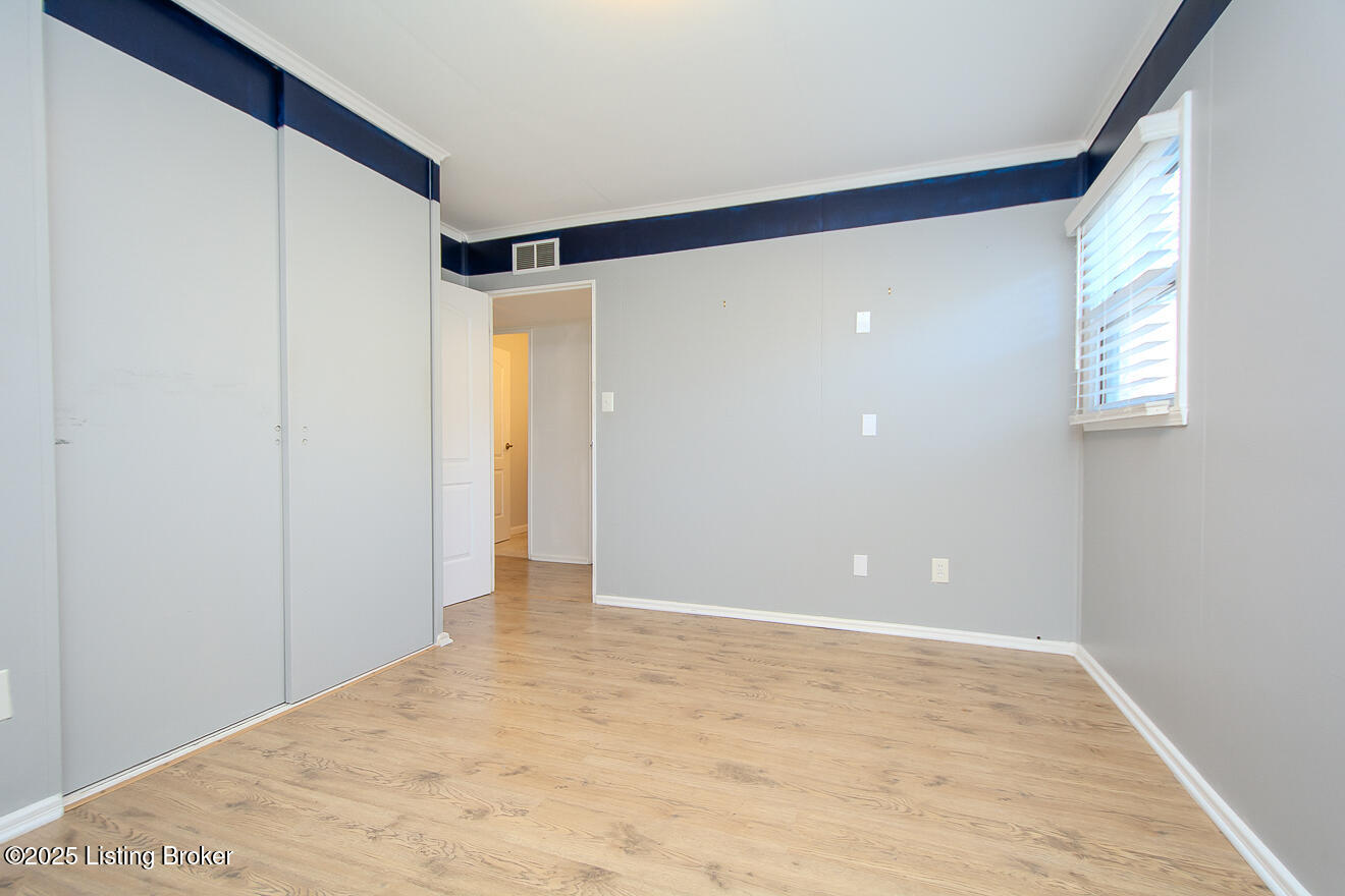 231 Derby Ave
