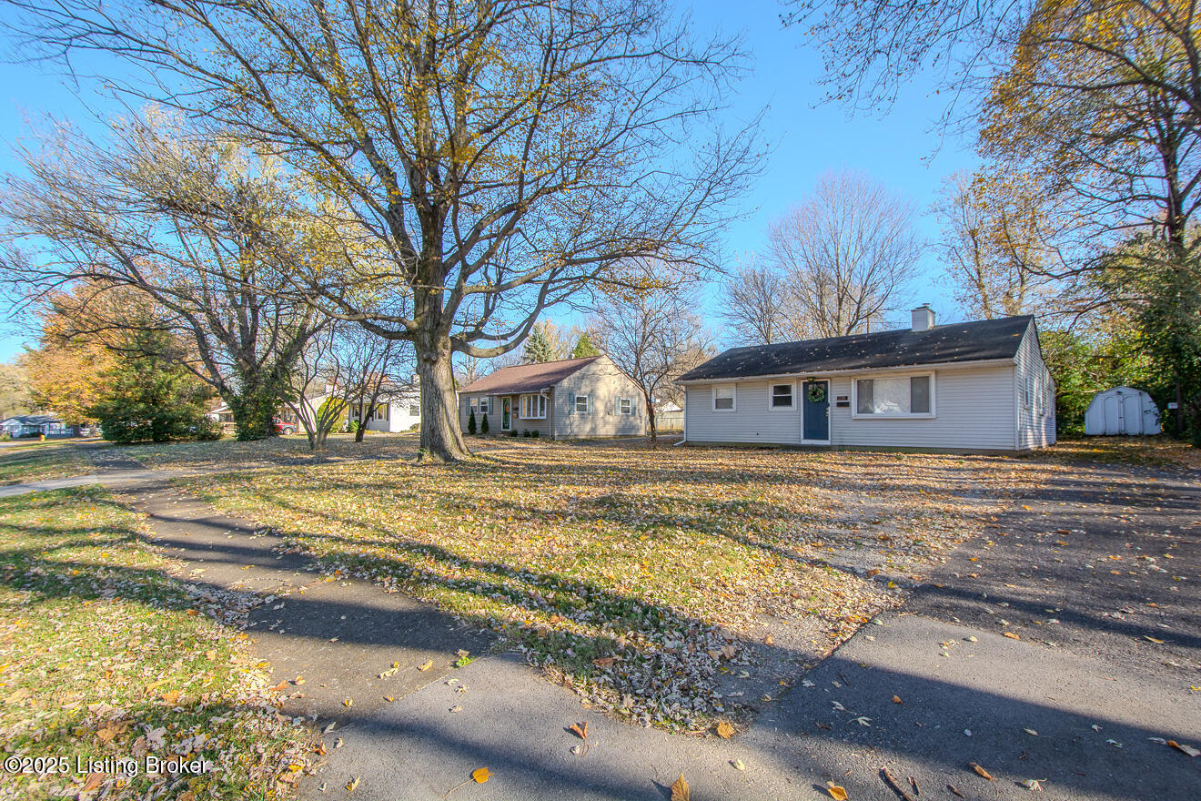 231 Derby Ave