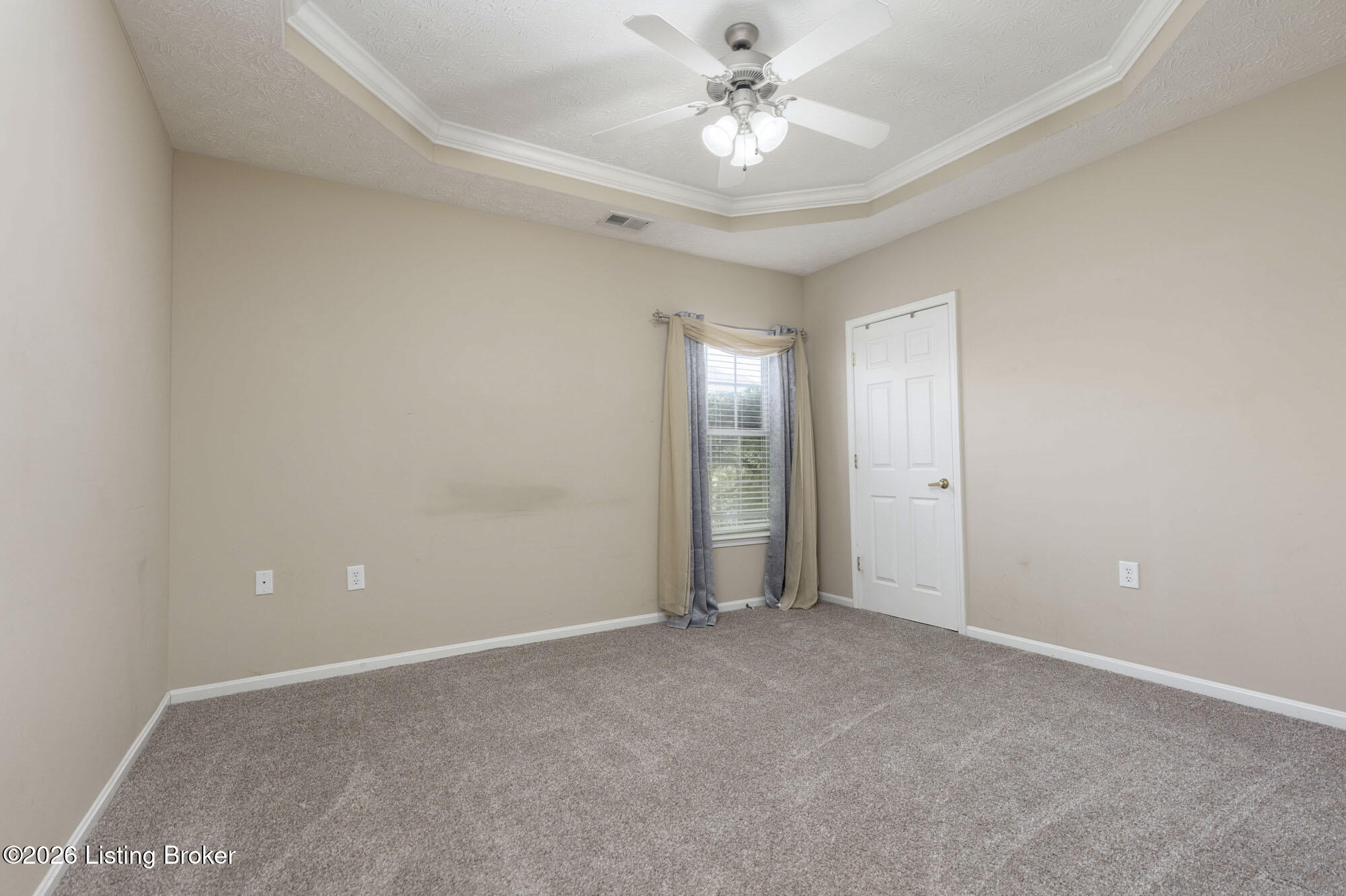 8405 Moss Garden Dr
